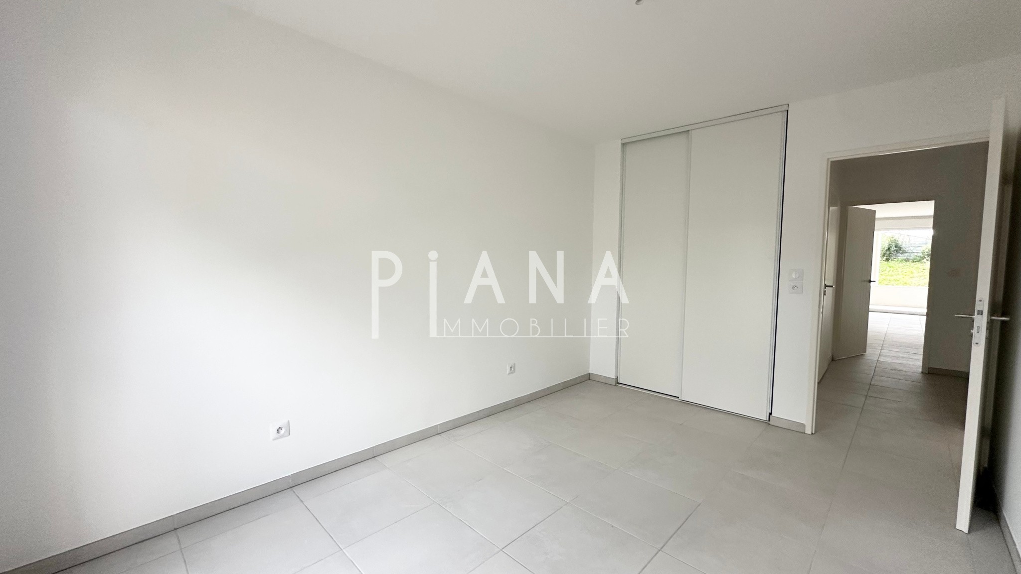 GRAND T3 DE 72m2 RESIDENCE NEUVE — photo 15