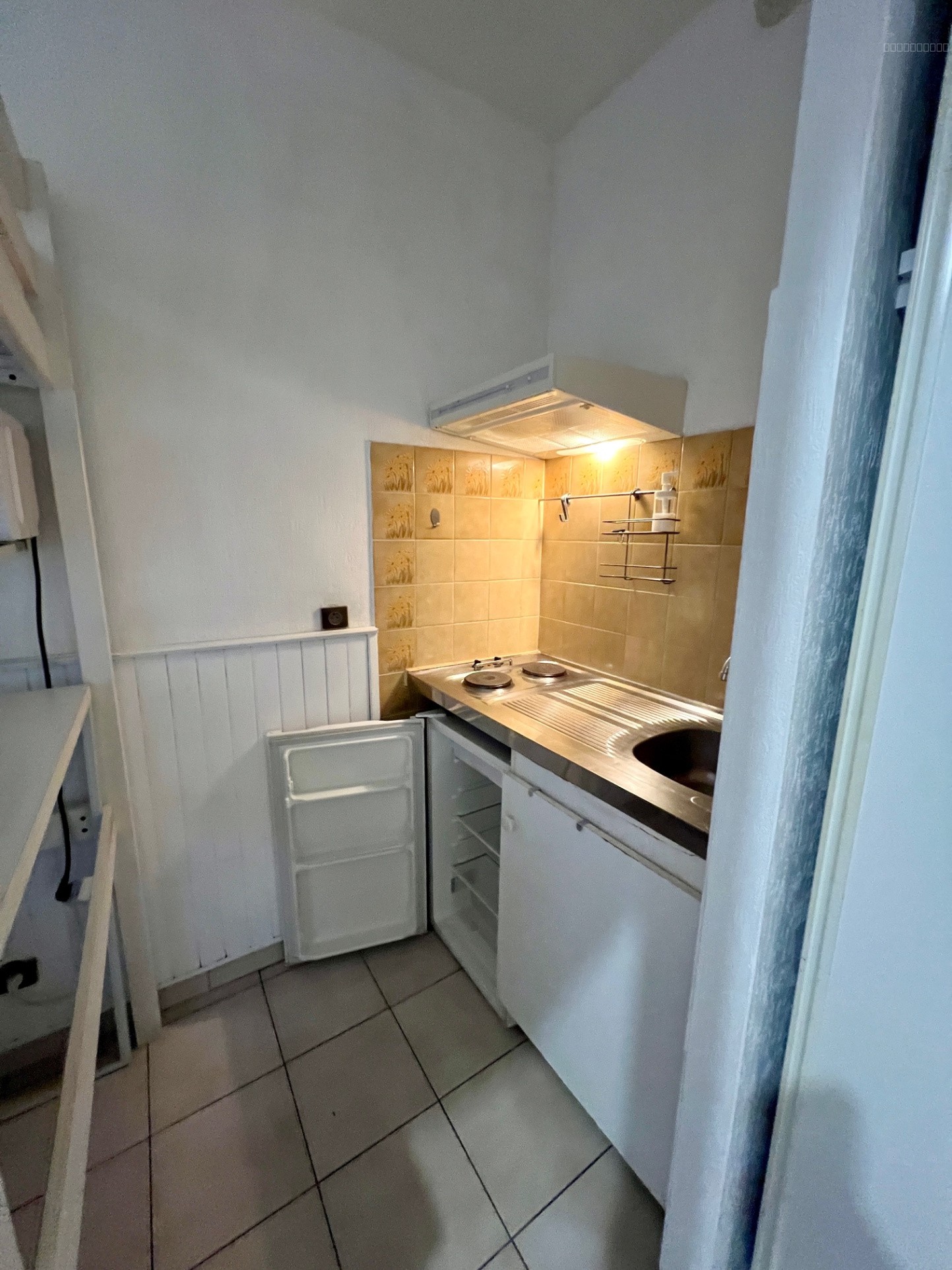 Studio meublé quartier Chalets - Concorde — photo 3