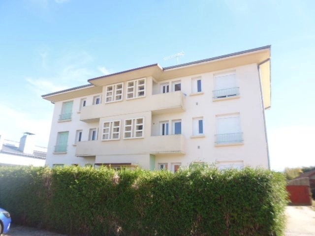 F3 APPARTEMENT - MOLINET — photo 6