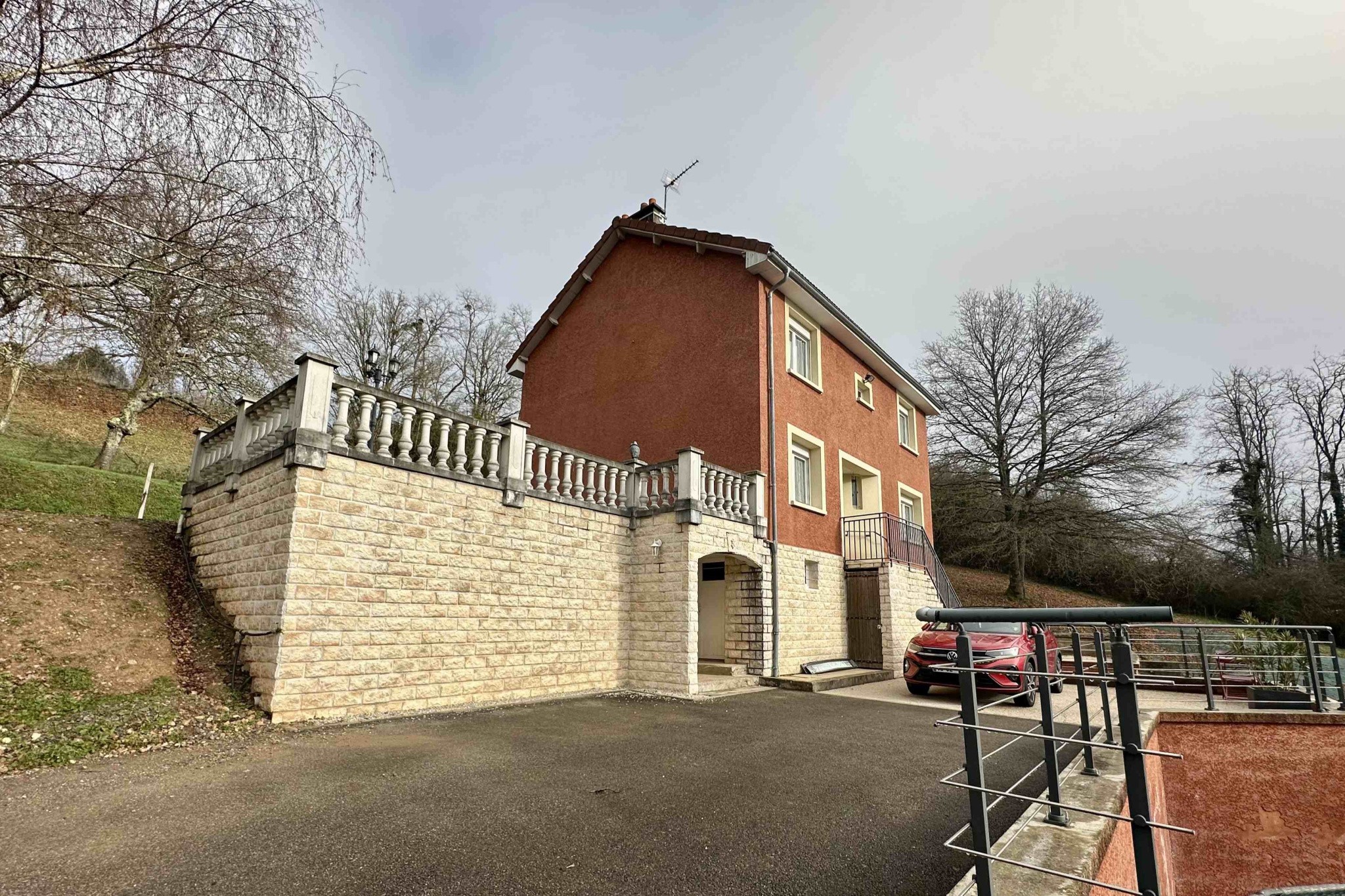 Grande Maison de famille tout confort au calme — photo 17