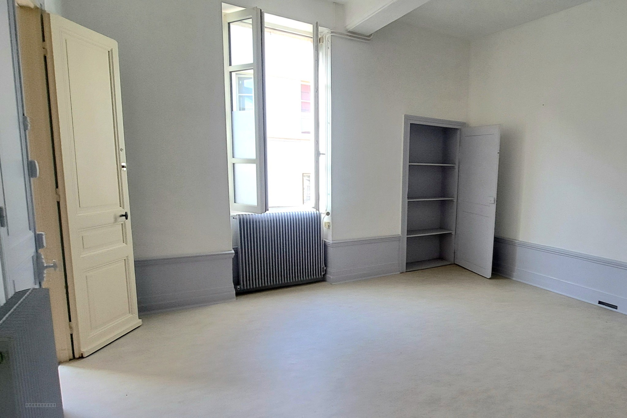location — photo 6
