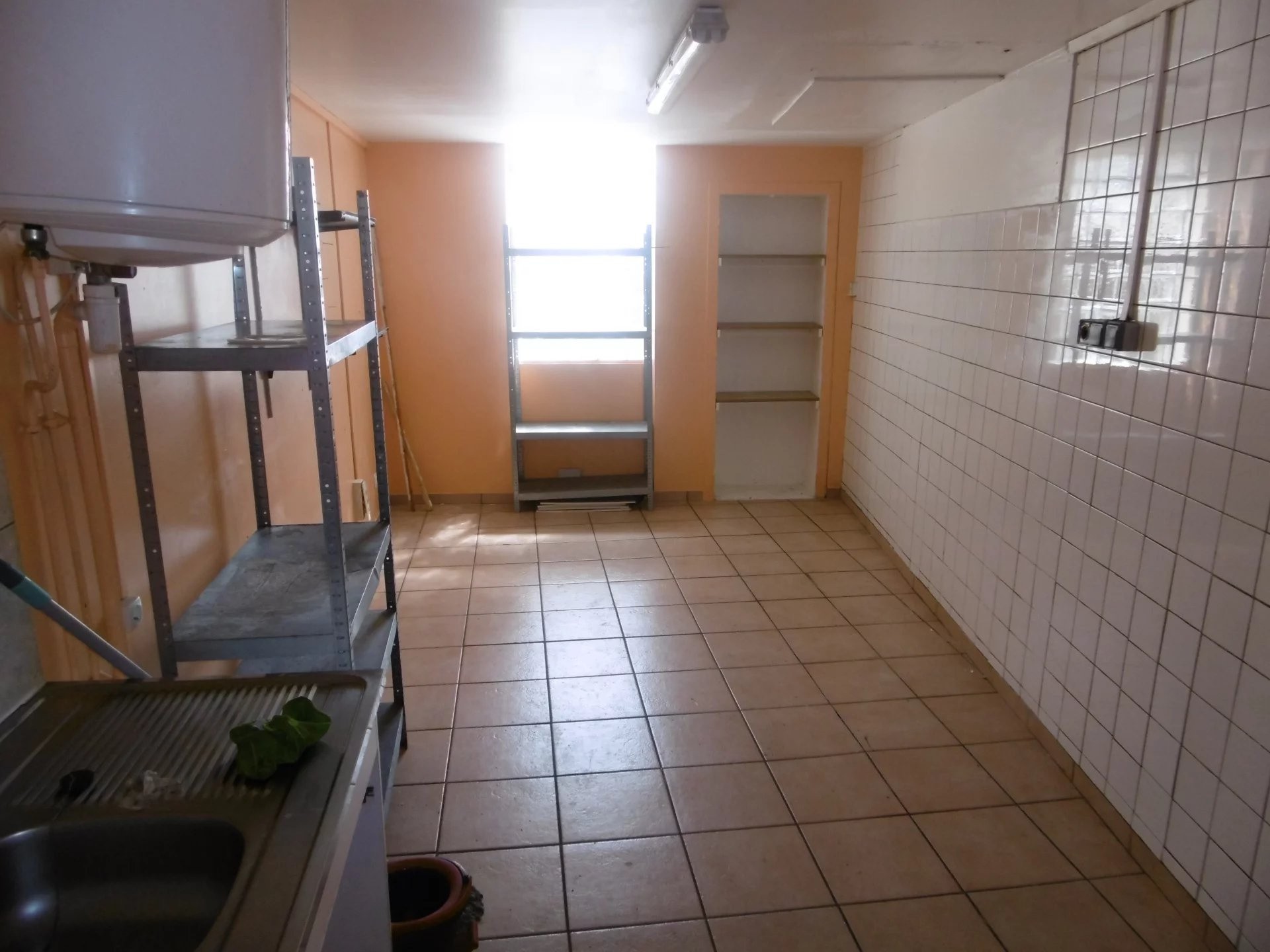 LOCAL COMMERCIAL — photo 7