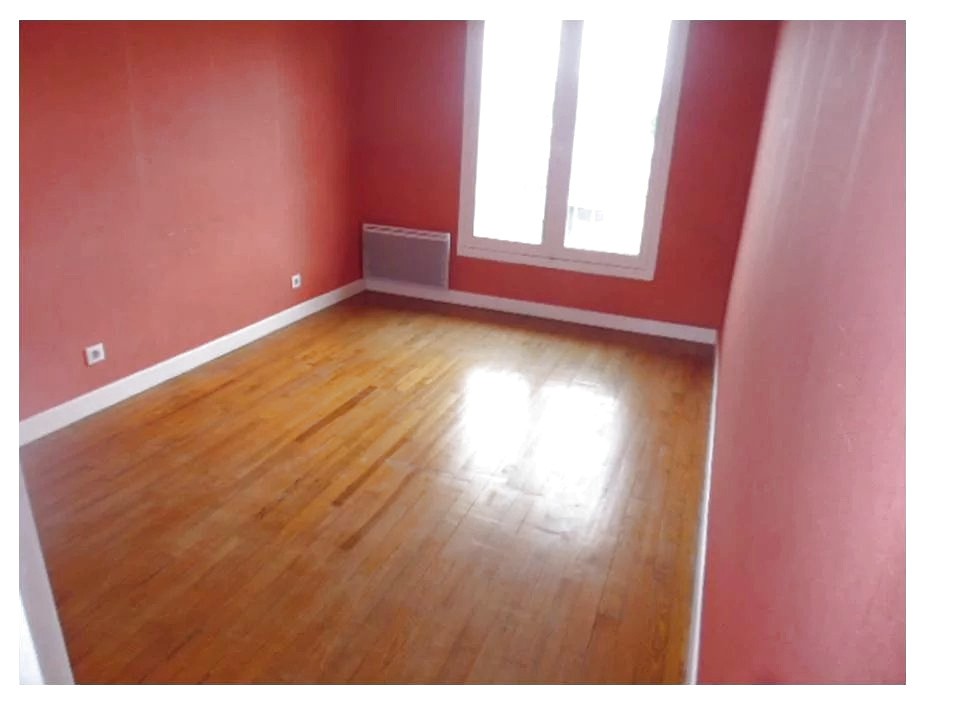 F3 APPARTEMENT - MOLINET — photo 3