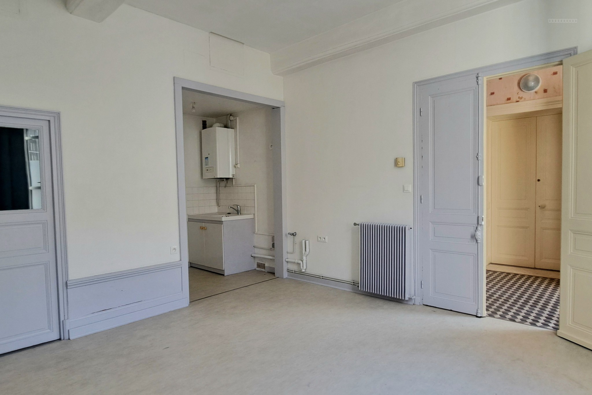 location — photo 3