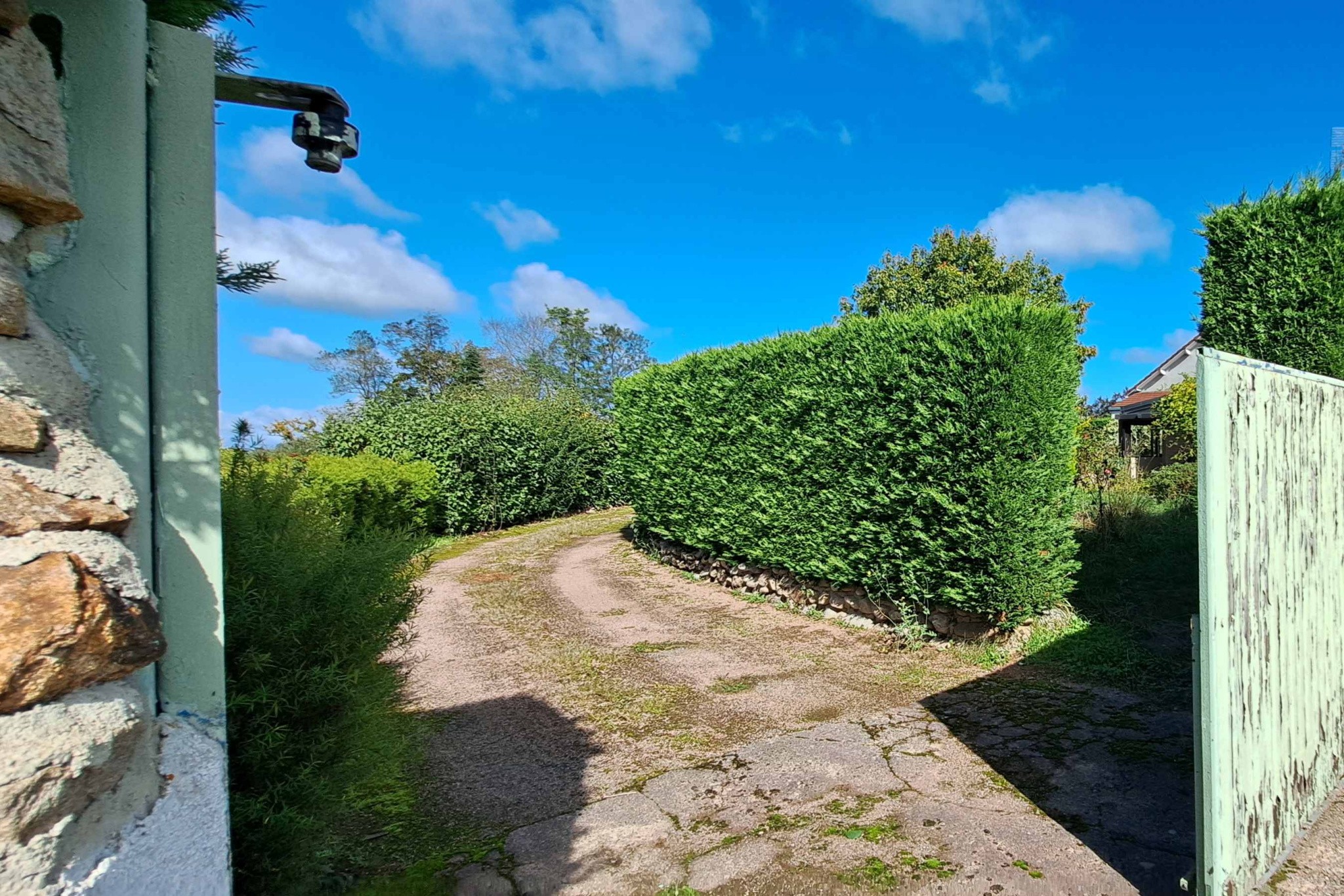 RARE ! Bâtiment récent à usage mixte avec grand potentiel — photo 18