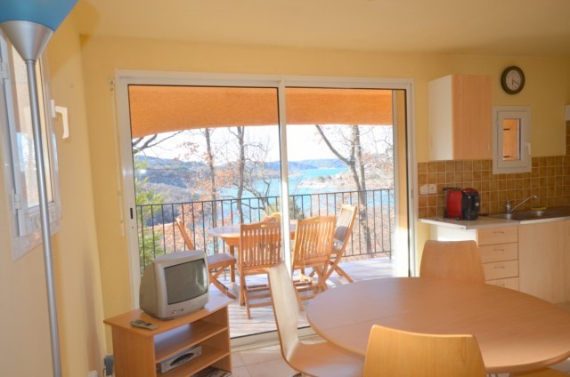 BAUDUEN MAISON D'HOTE 4 APPARTEMENTS POUR LOCATION SAISONNIERE VUE SUR LE LAC — photo 7