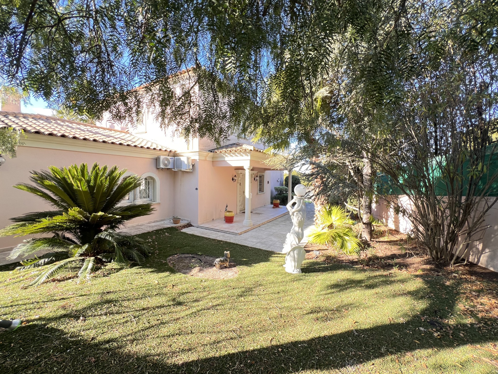 Villa proche du centre ville au calme — photo 3