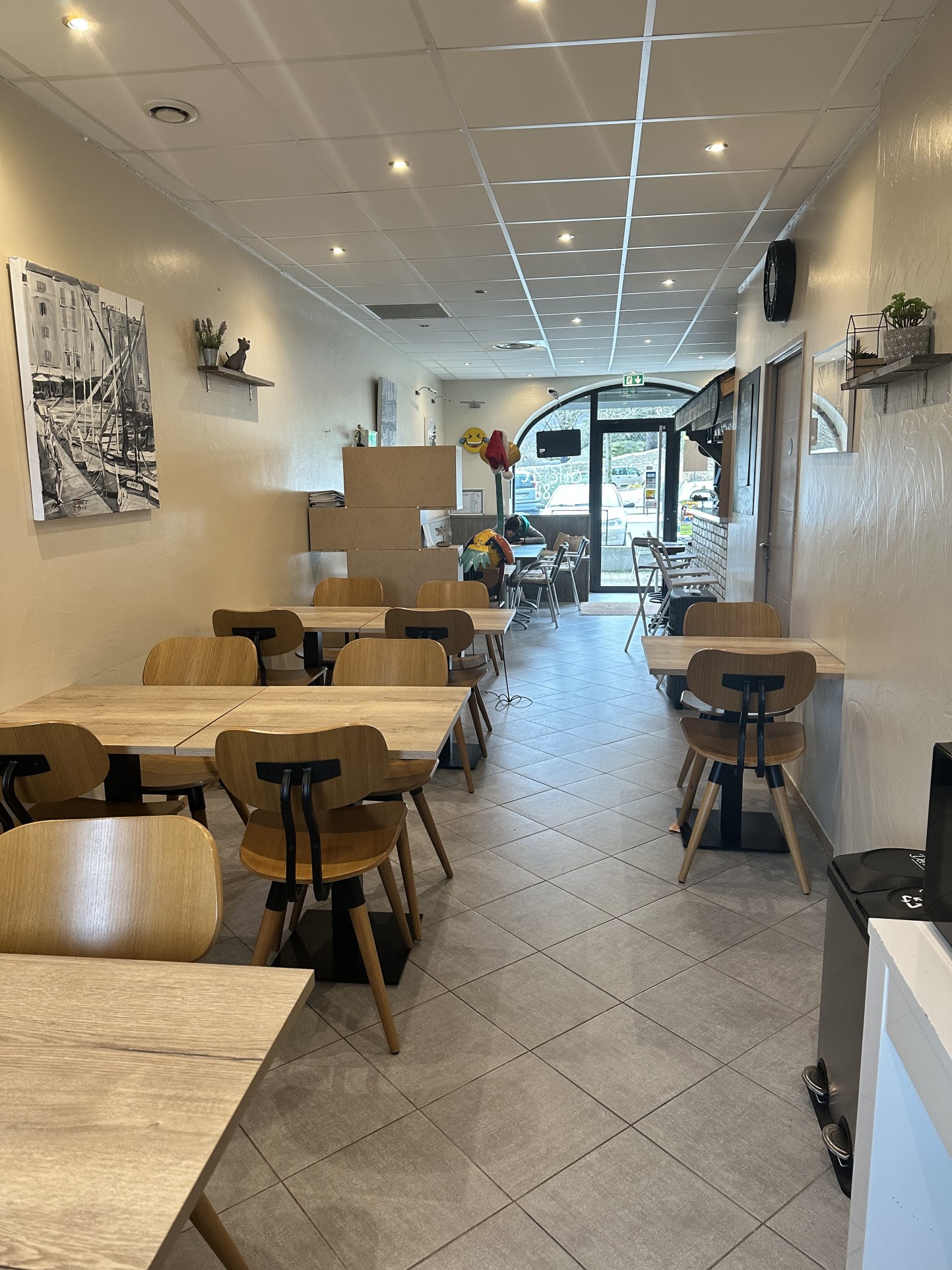 FONDS DE COMMERCE - BAR RESTAURANT - LES MARCHES — photo 2