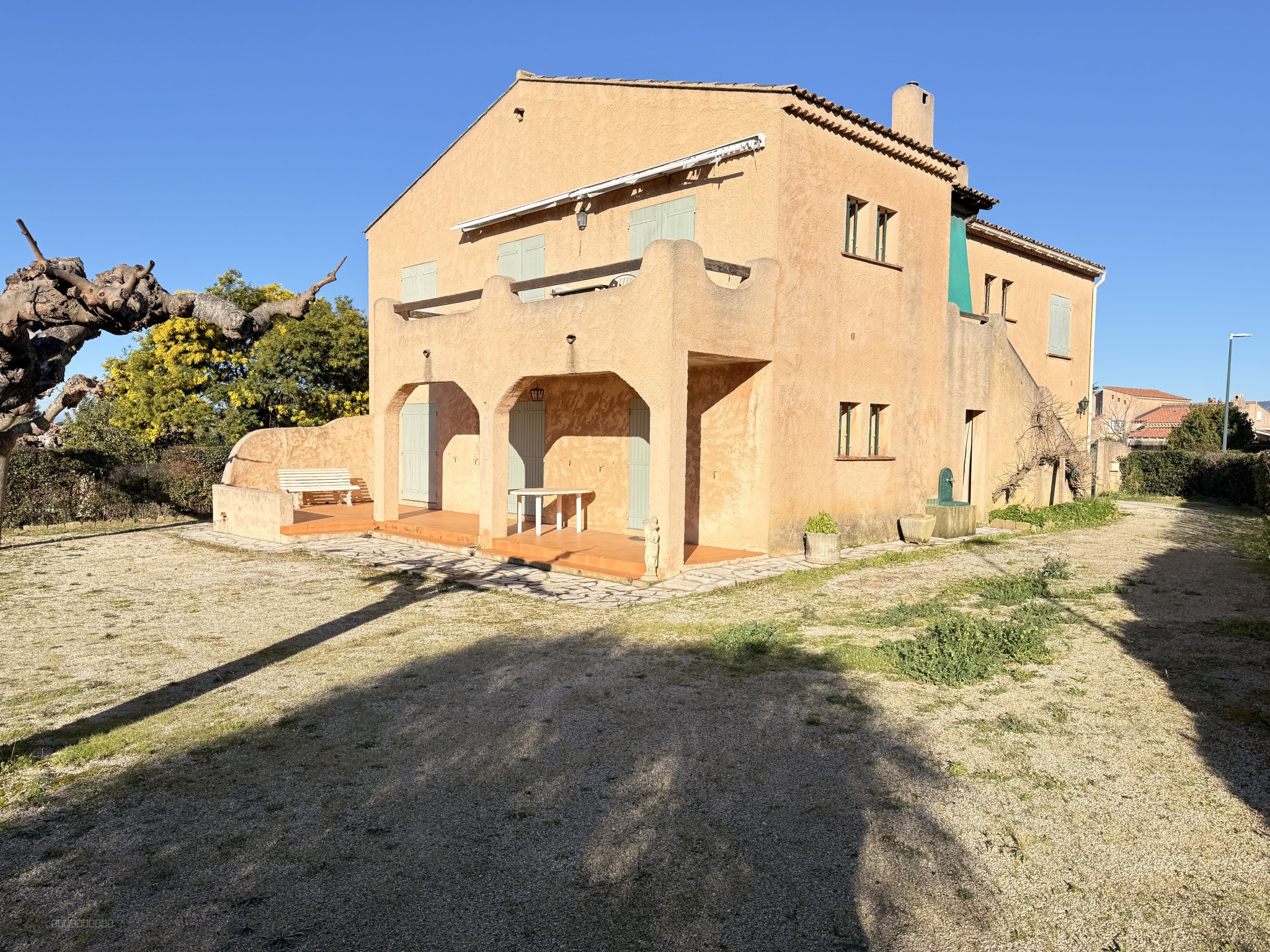 Maison à rénover Six fours les plages — photo 2