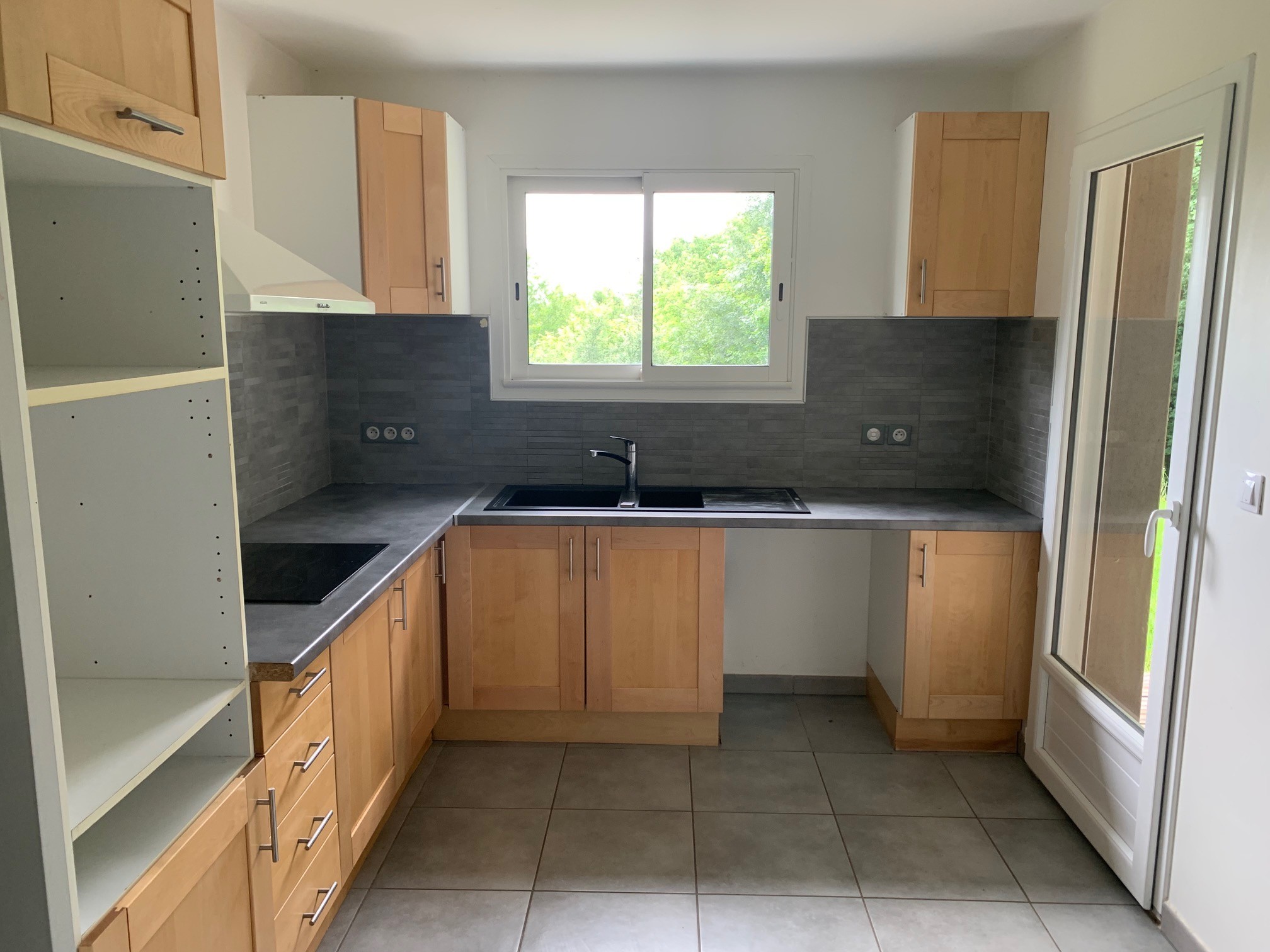 MAISON RECENTE A VENDRE HAUTEUR DE BON ENCONTRE — photo 5