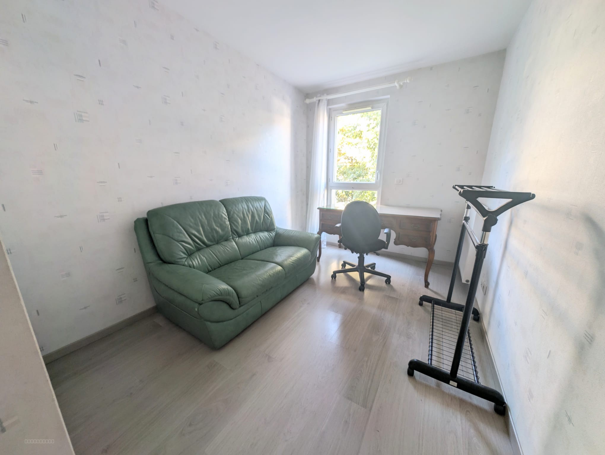 Beau T4 de 78 m2 avec balcon de 10 m2 à proximité directe du lac  | 74000 Annecy — photo 8