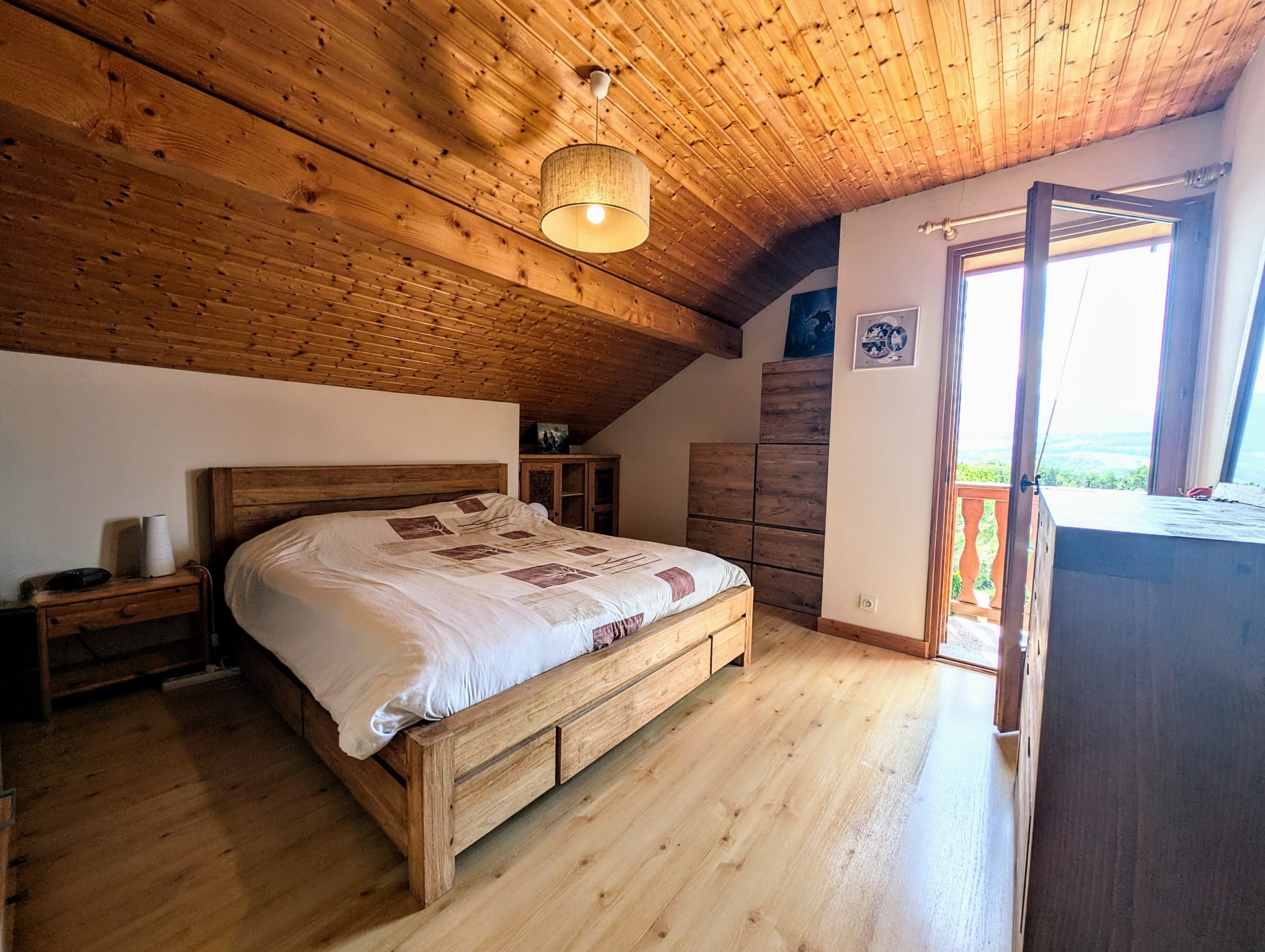 Groisy , Maison de 197m2 avec studio indépendant sur 1500 m2 de terrain — photo 11