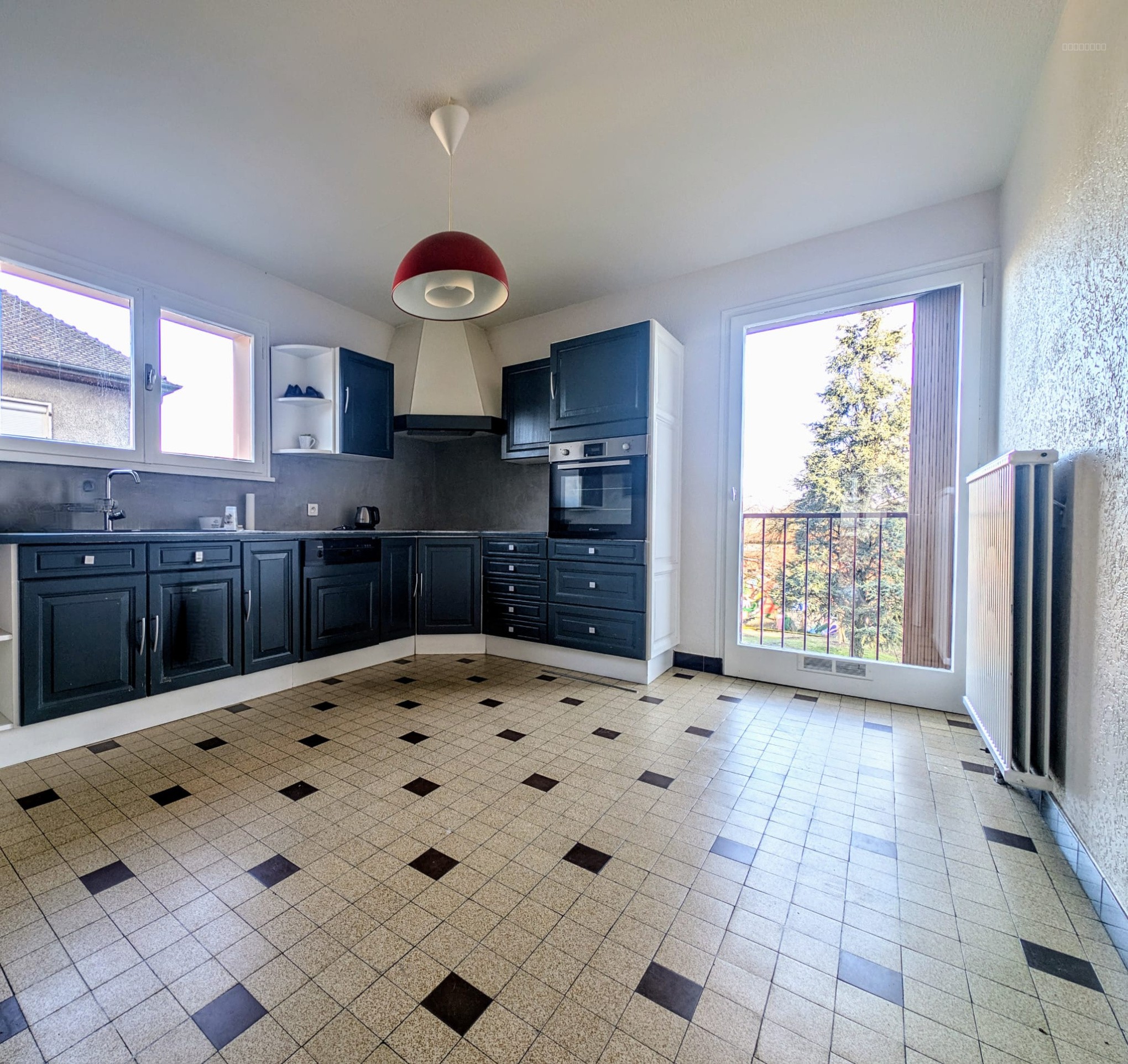 Appartement T4 de 91m2 à fort potentiel proche du Thiou — photo 5