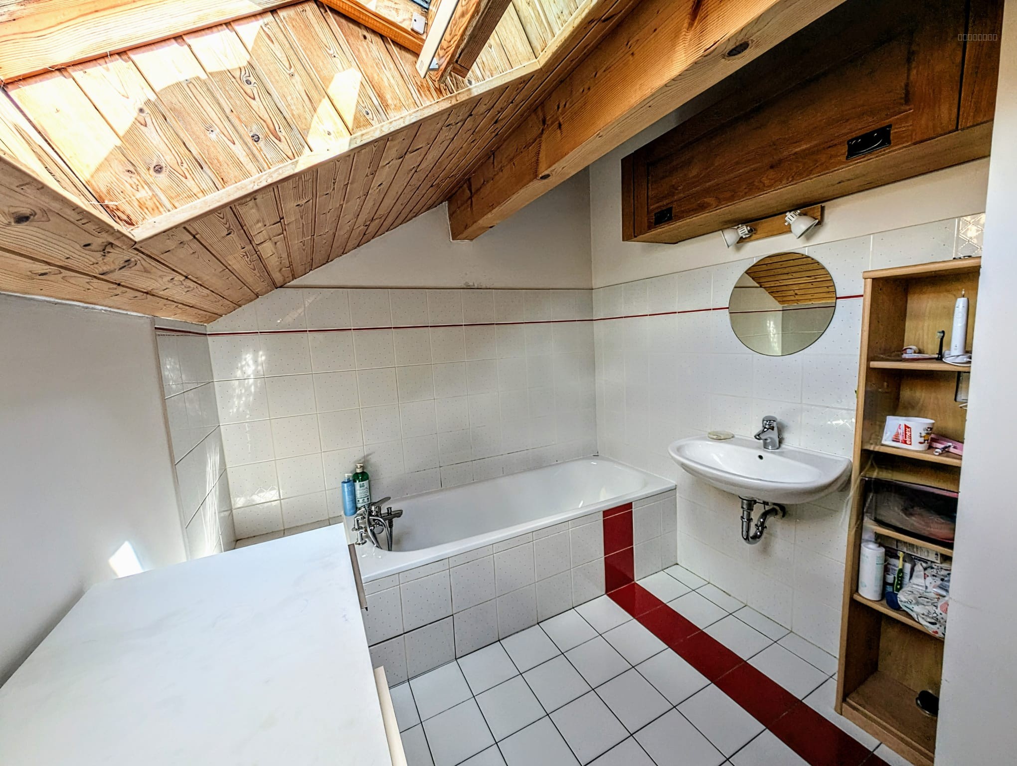 Groisy , Maison de 197m2 avec studio indépendant sur 1500 m2 de terrain — photo 15