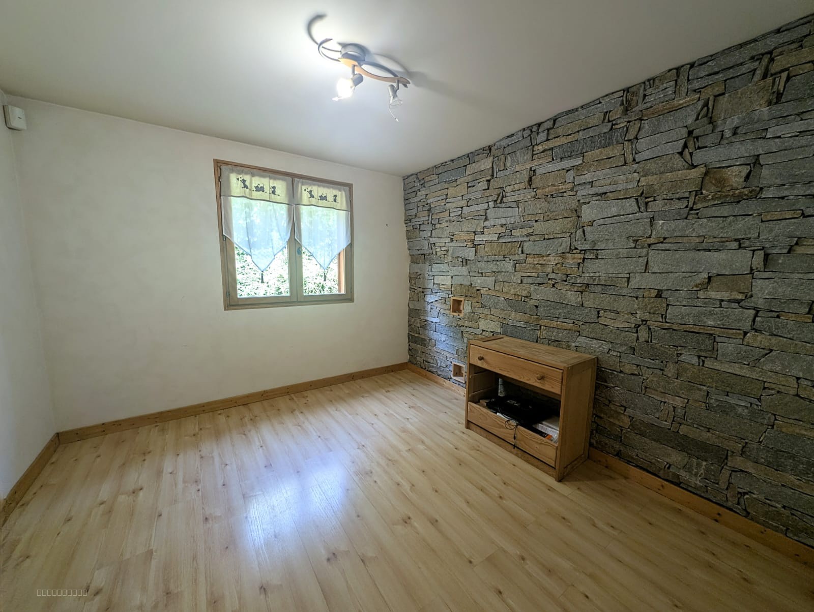 Groisy , Maison de 197m2 avec studio indépendant sur 1500 m2 de terrain — photo 14