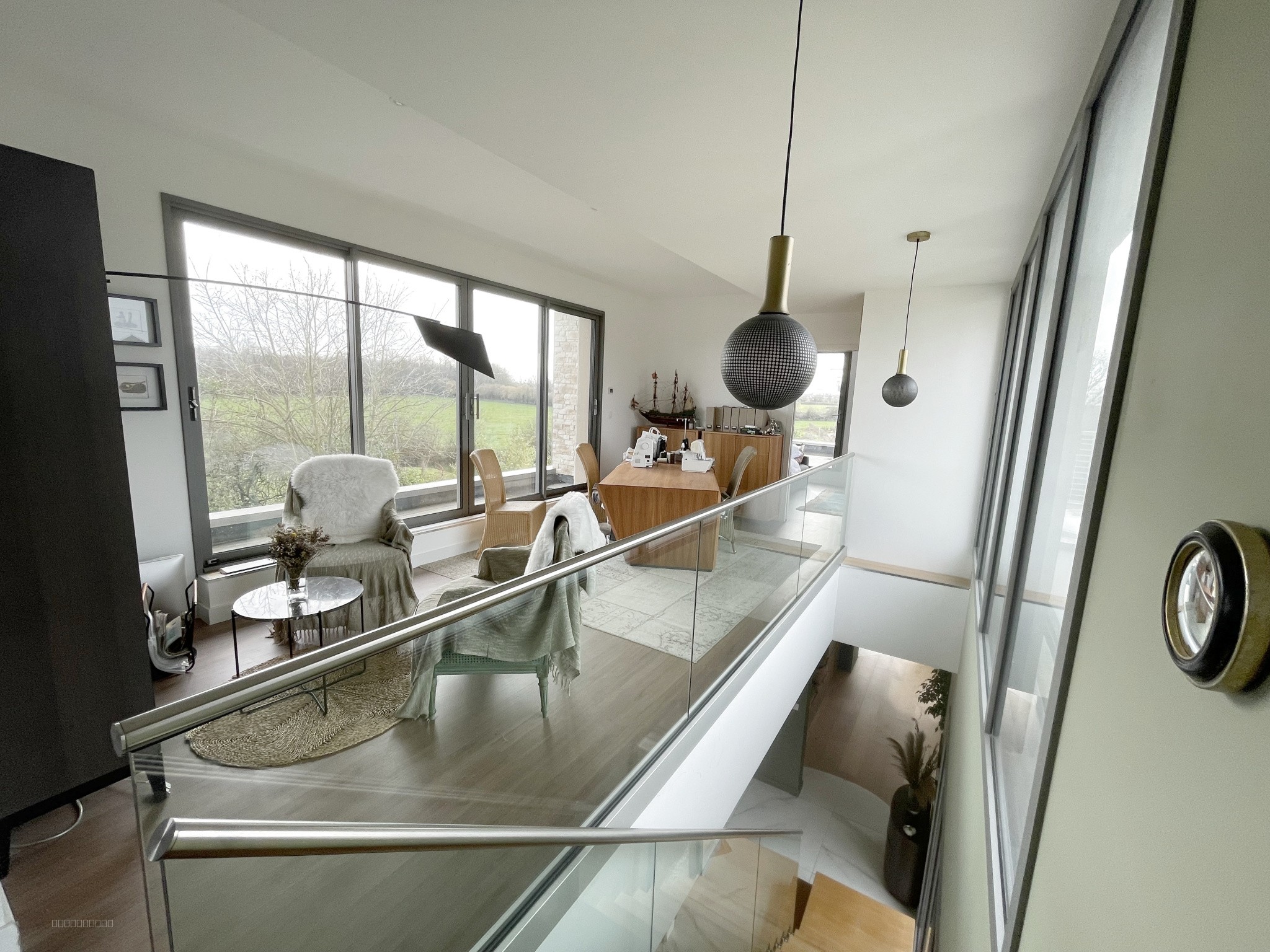Maison contemporaine sur la commune de Trangé — photo 10