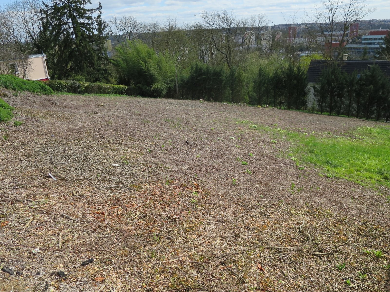 EMPLACEMENT EXCEPTIONNEL TERRAIN DE 700 M2 — photo 2