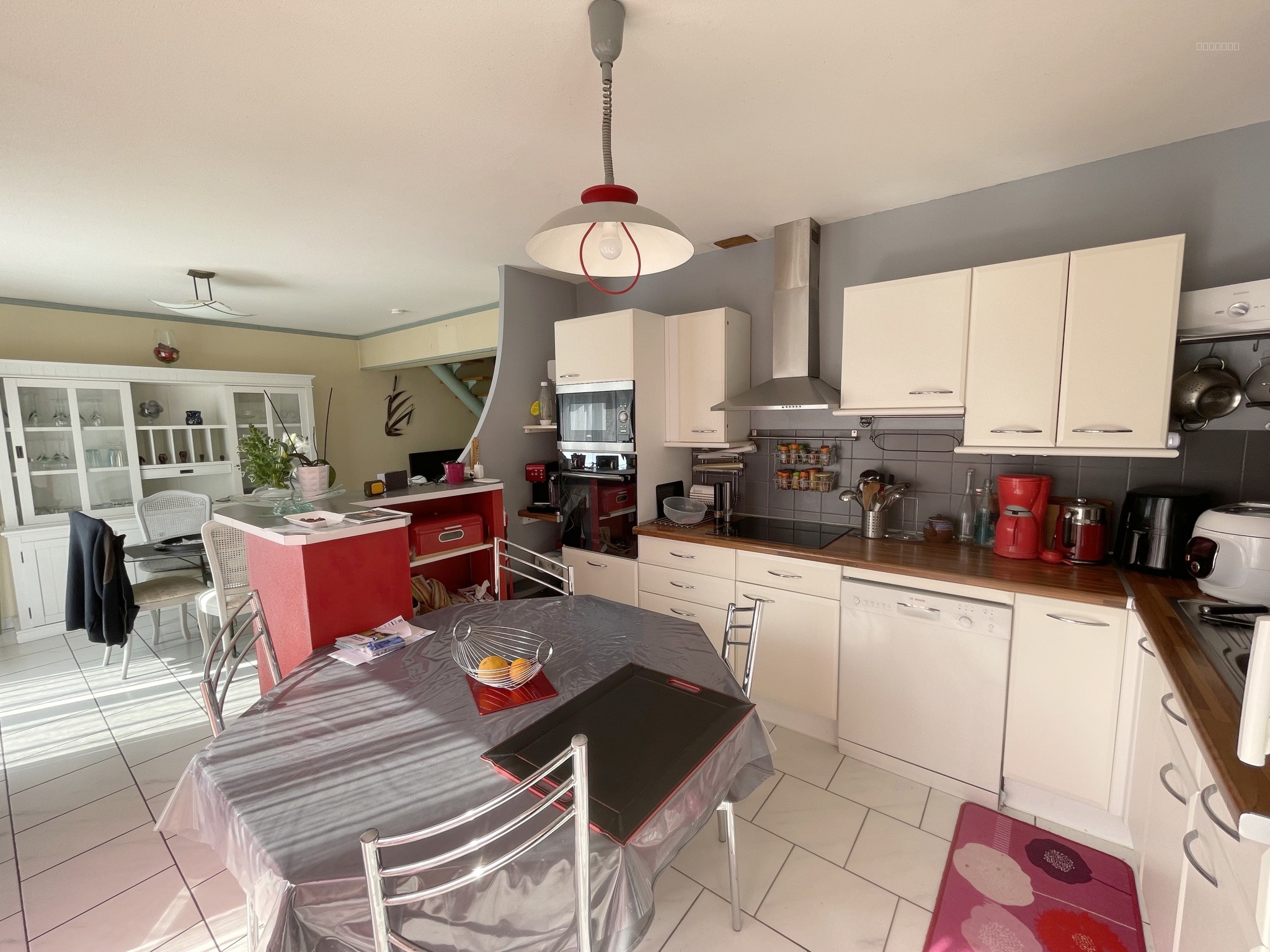À Savigné-L'Évêque (72), Maison en vente avec 3 chambres — photo 3