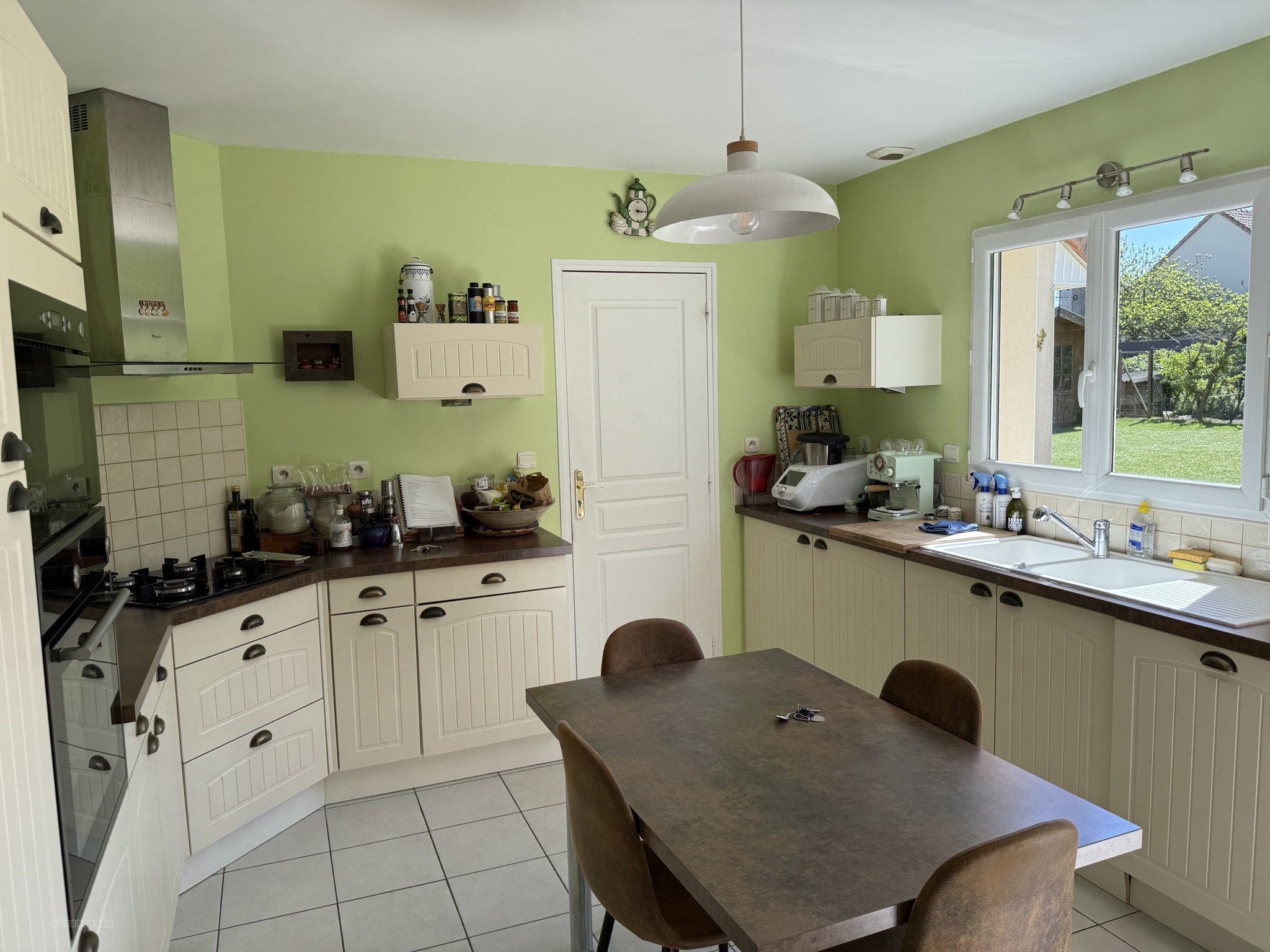 MAISON FAMILIALE SUR YVRE L EVEQUE — photo 2