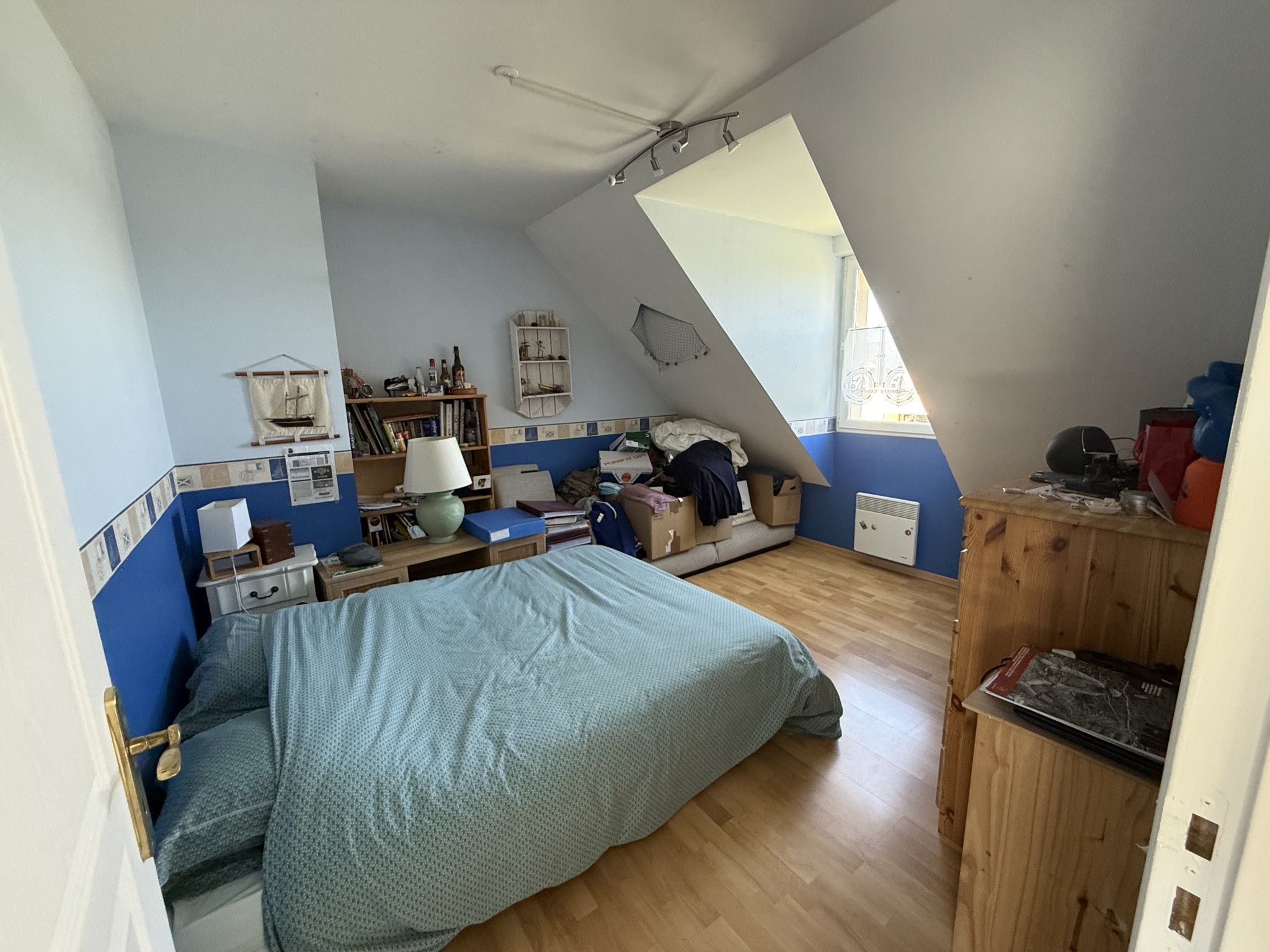 MAISON FAMILIALE SUR YVRE L EVEQUE — photo 12