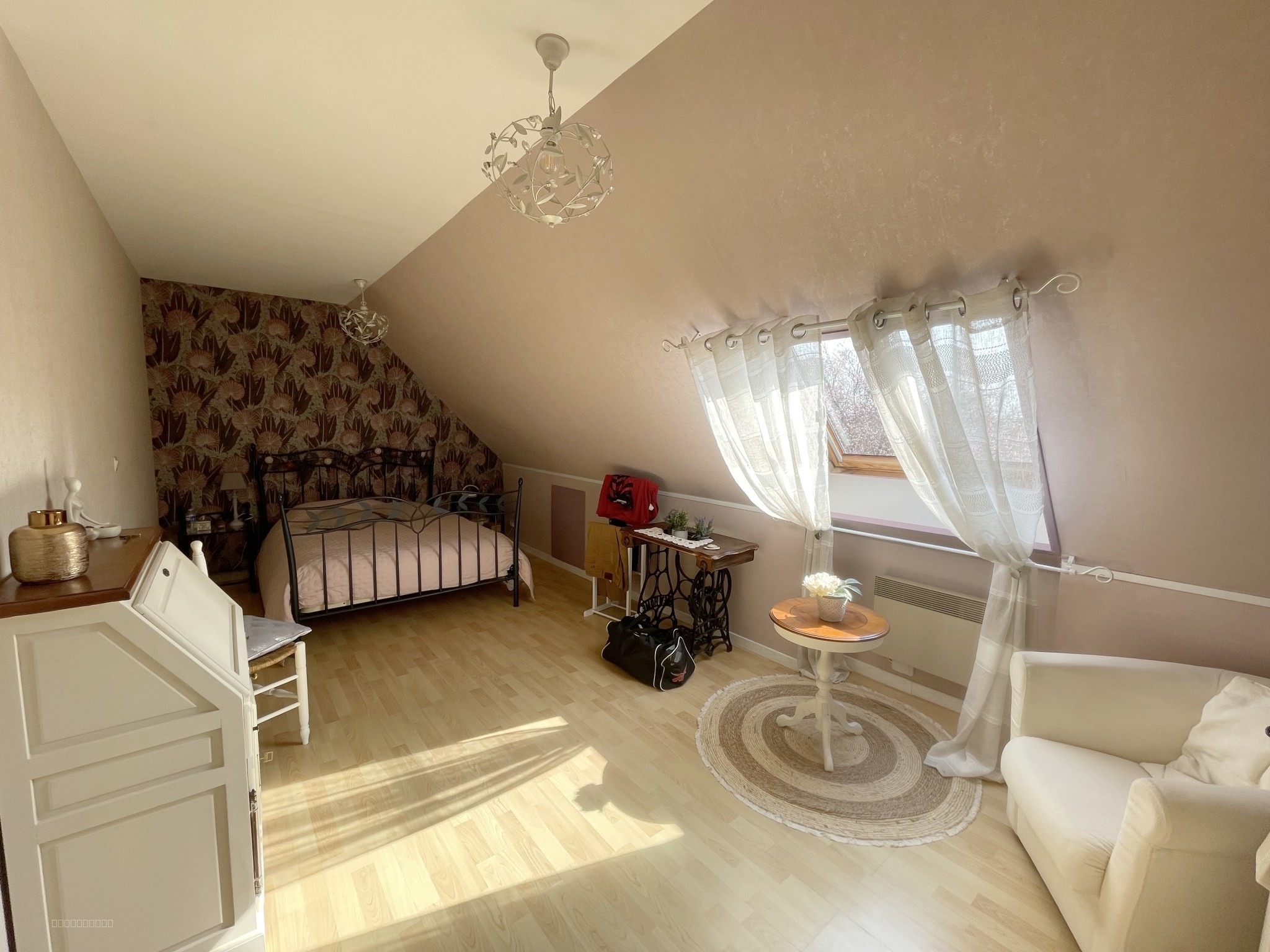 À Savigné-L'Évêque (72), Maison en vente avec 3 chambres — photo 6