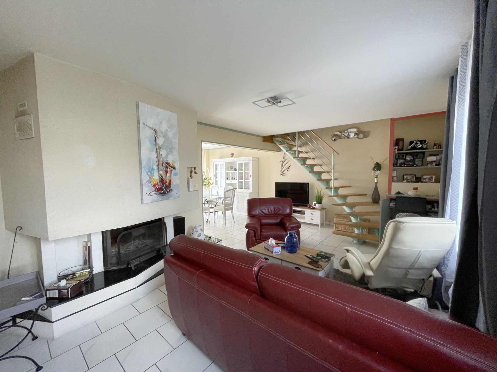 À Savigné-L'Évêque (72), Maison en vente avec 3 chambres — photo 4