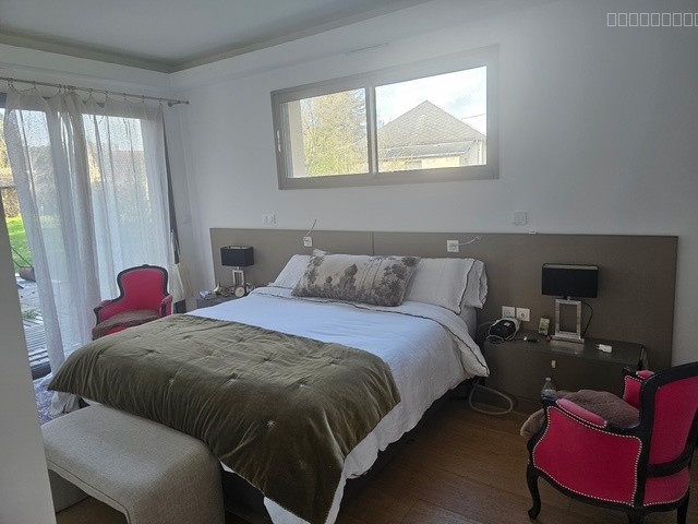 Maison contemporaine sur la commune de Trangé — photo 7