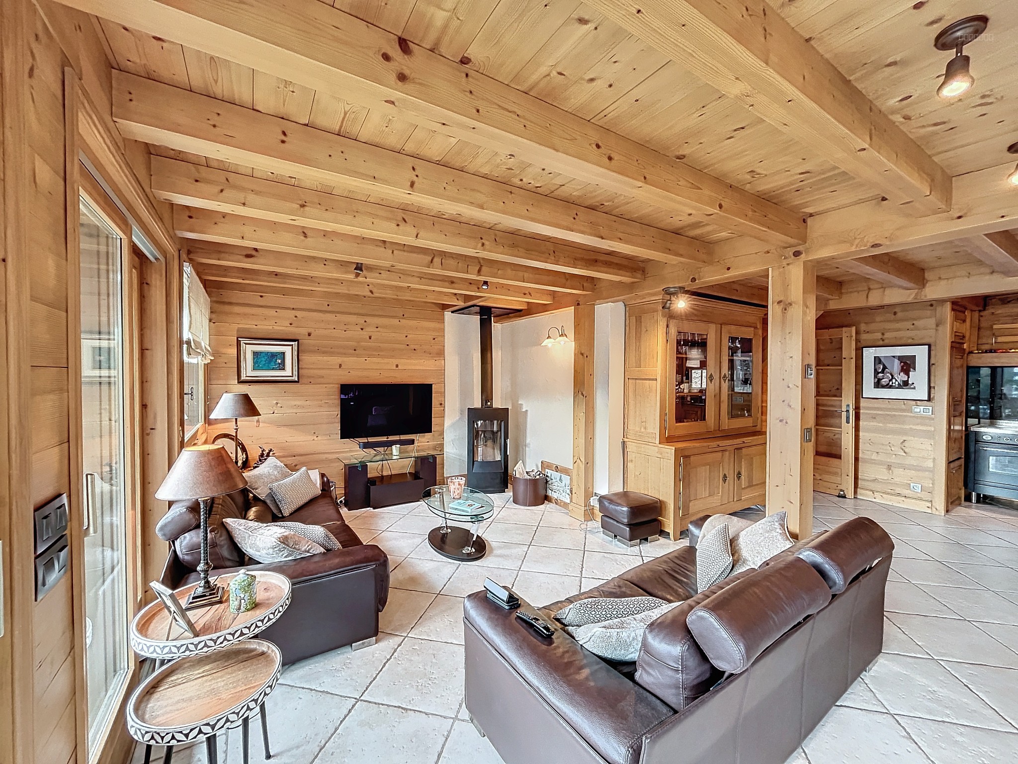 Les Gets - Authentique chalet de 223 m2 - 4 suites - cadre prisé — photo 5