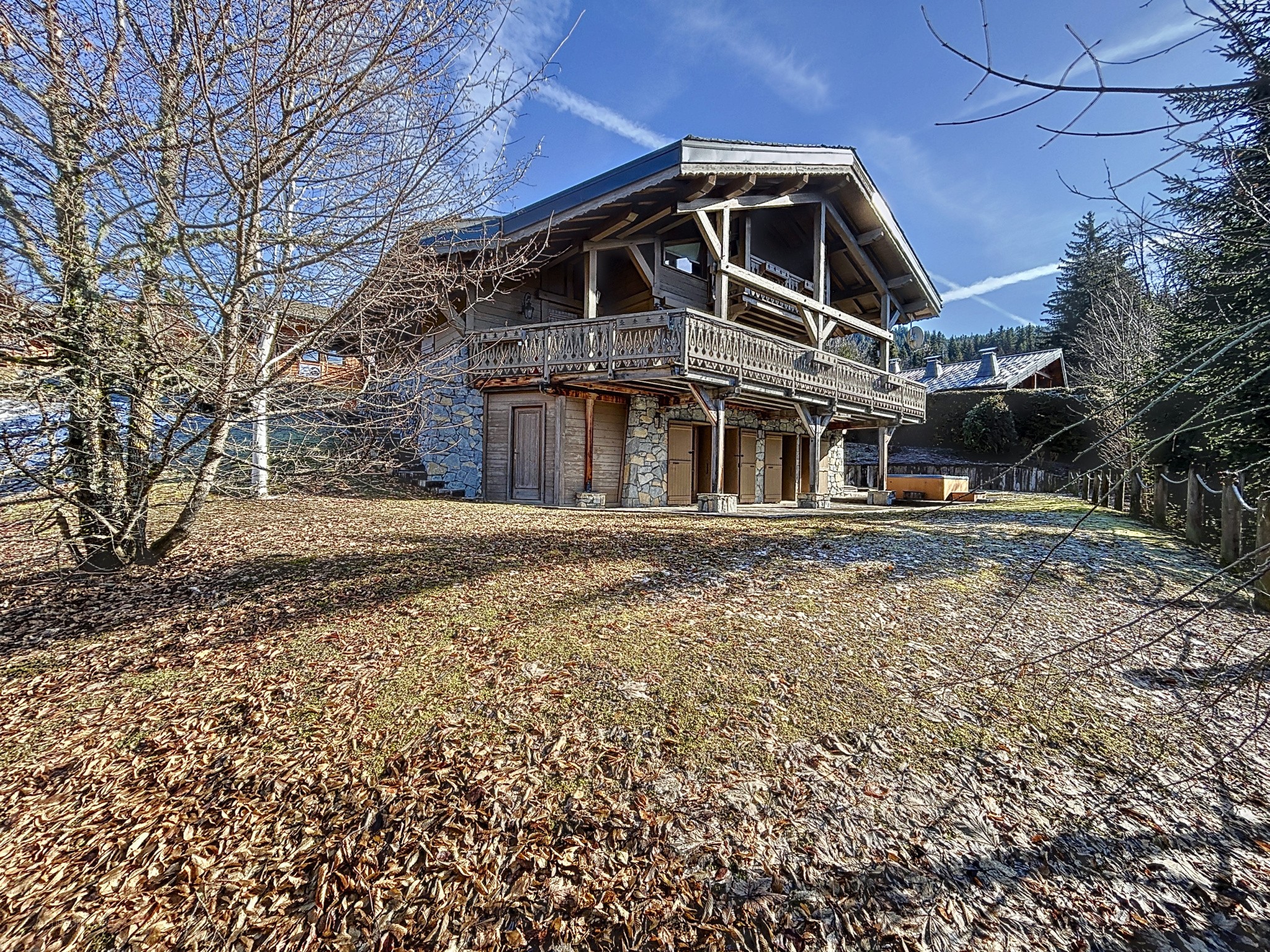 Les Gets - Authentique chalet de 223 m2 - 4 suites - cadre prisé — photo 2