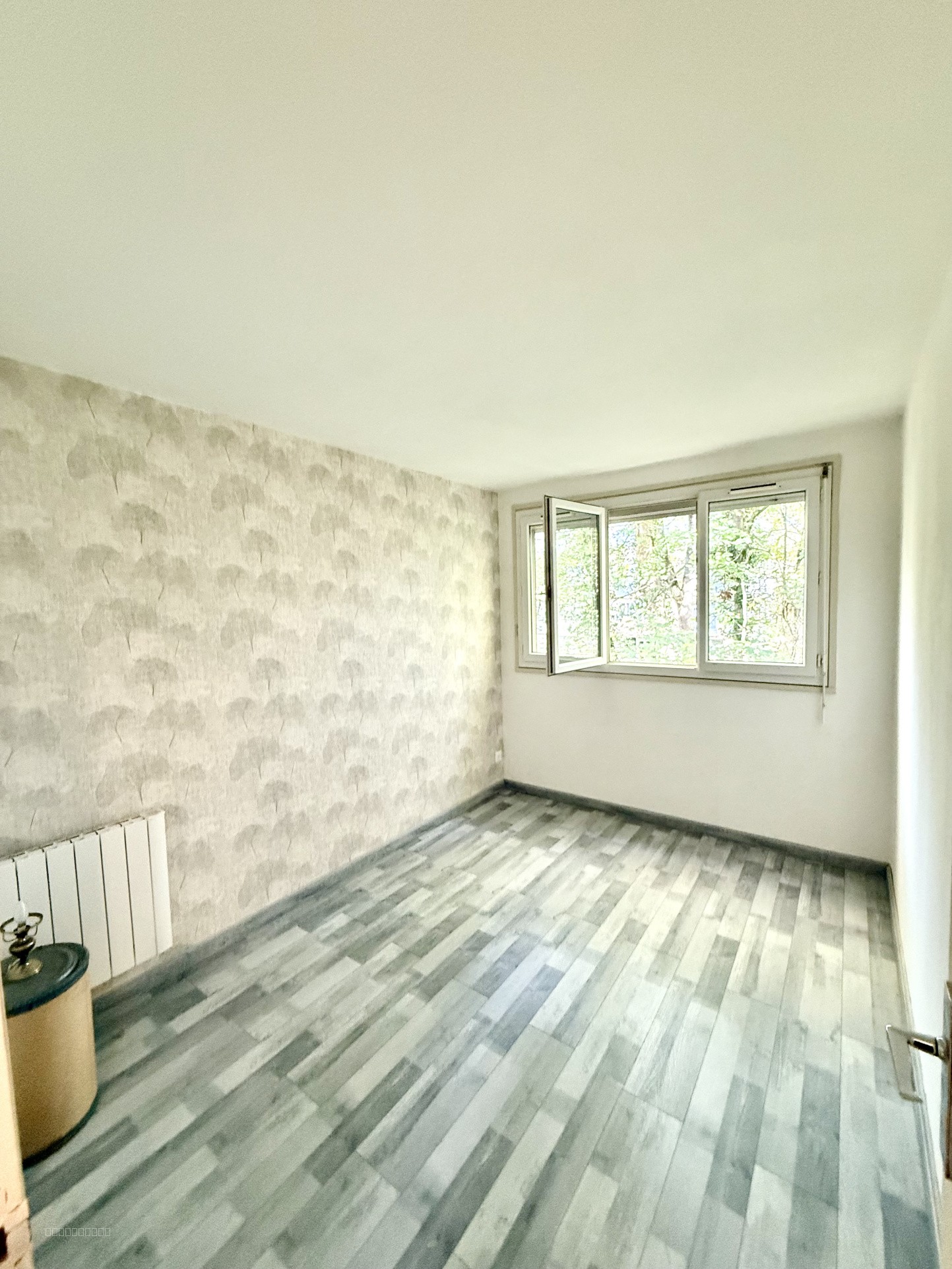 À vendre   Appartement 5 pièces rénové   Résidence du Parc à Villiers sur Orge — photo 4