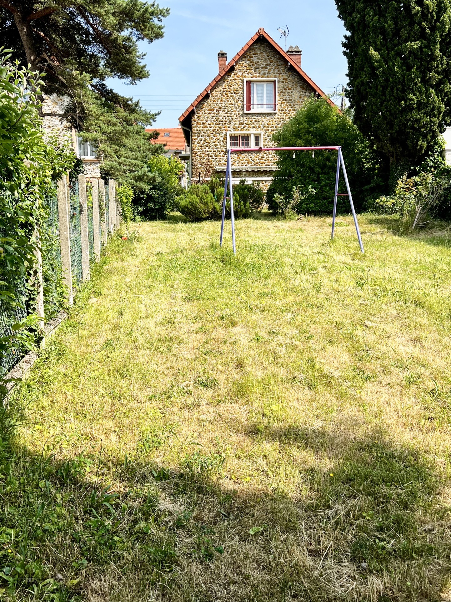 A vendre : Charmante meulière à 2 pas de la gare ! — photo 2