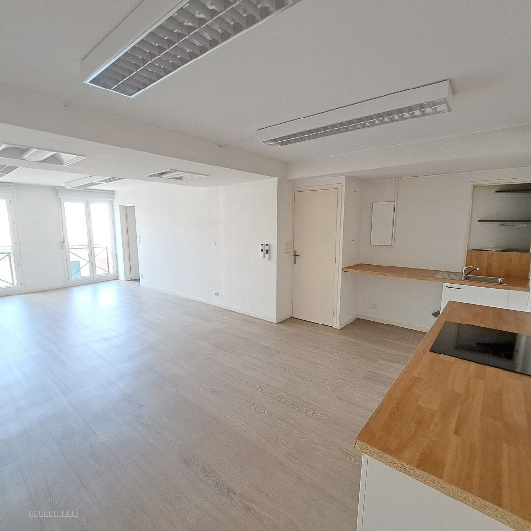 Bureaux / appartement de 82 m2 à St Michel au 1er étage ! — photo 2