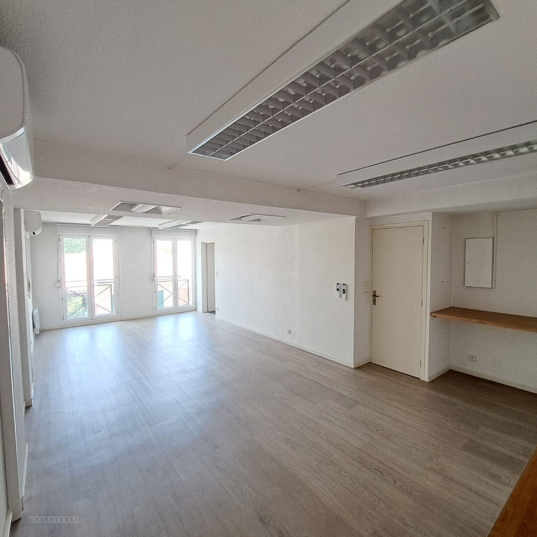 Bureaux / appartement de 82 m2 à St Michel au 1er étage ! — photo 4