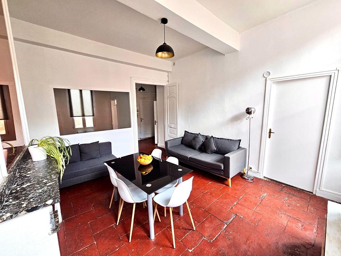 T2 de charme de 45m2 aux Carmes / Saint Etienne — photo 3