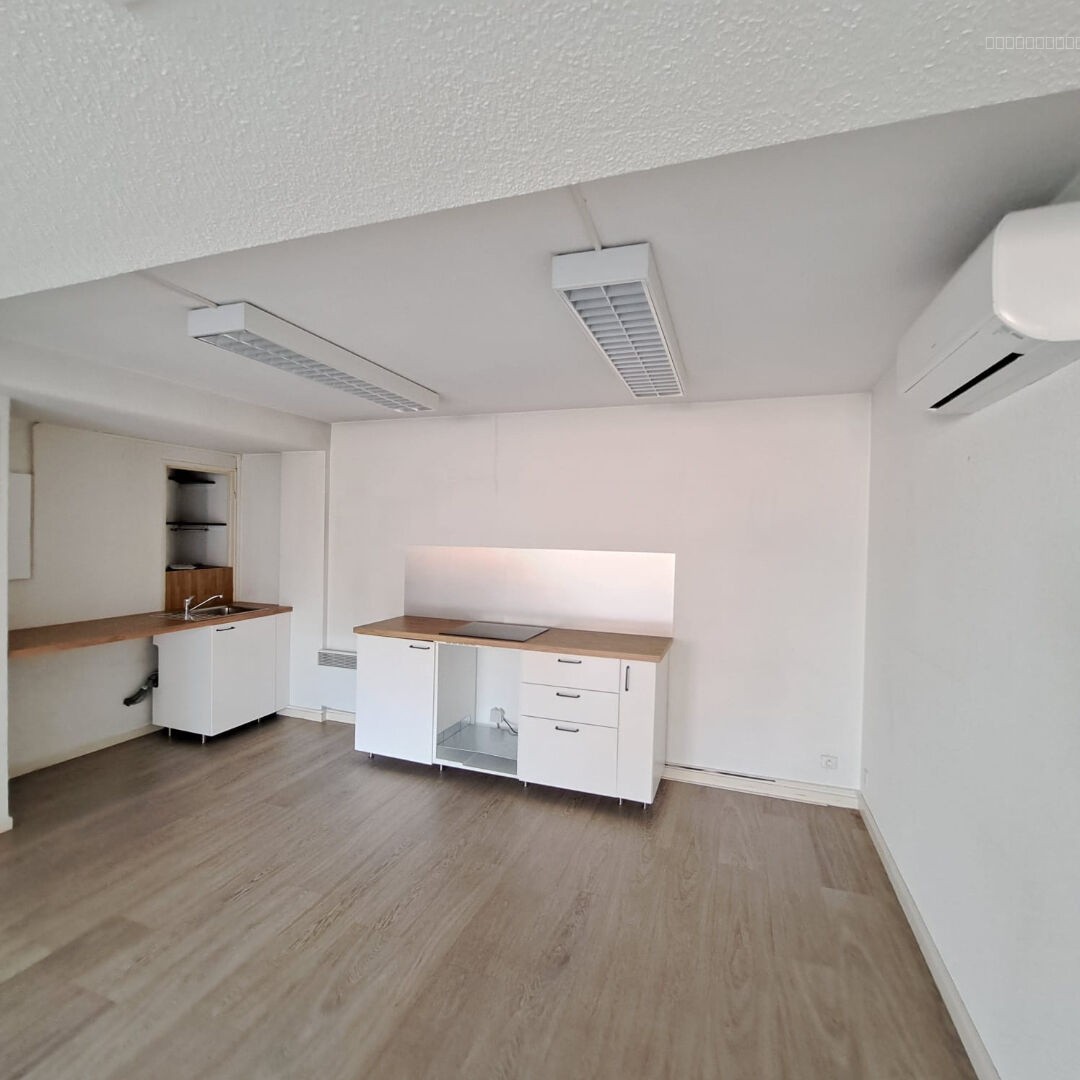 Bureaux / appartement de 82 m2 à St Michel au 1er étage ! — photo 3