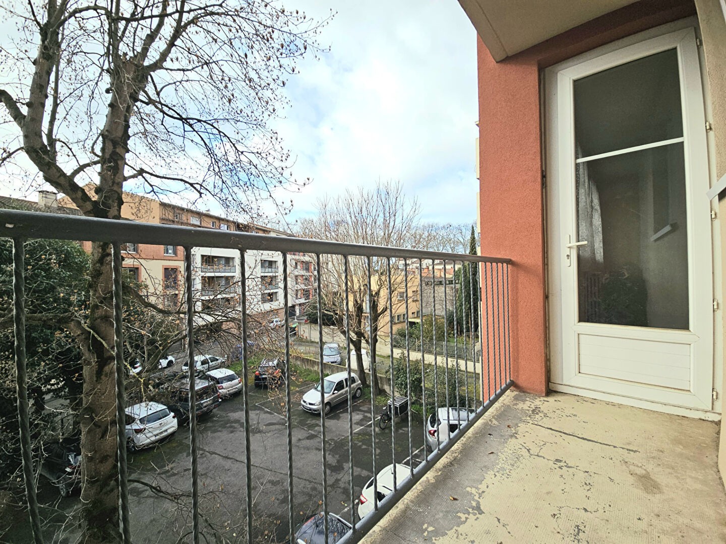 T1 Convertible en T2 de 31m2 avec balcon Pont Jumeaux/ Compans Possibilité de PKG — photo 2