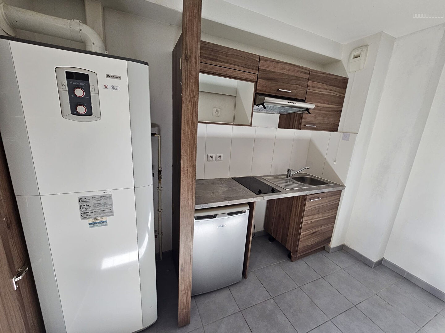 T2 45m2 avec un jardin de 44m2 avec deux pkg et cave à Frouzins — photo 5