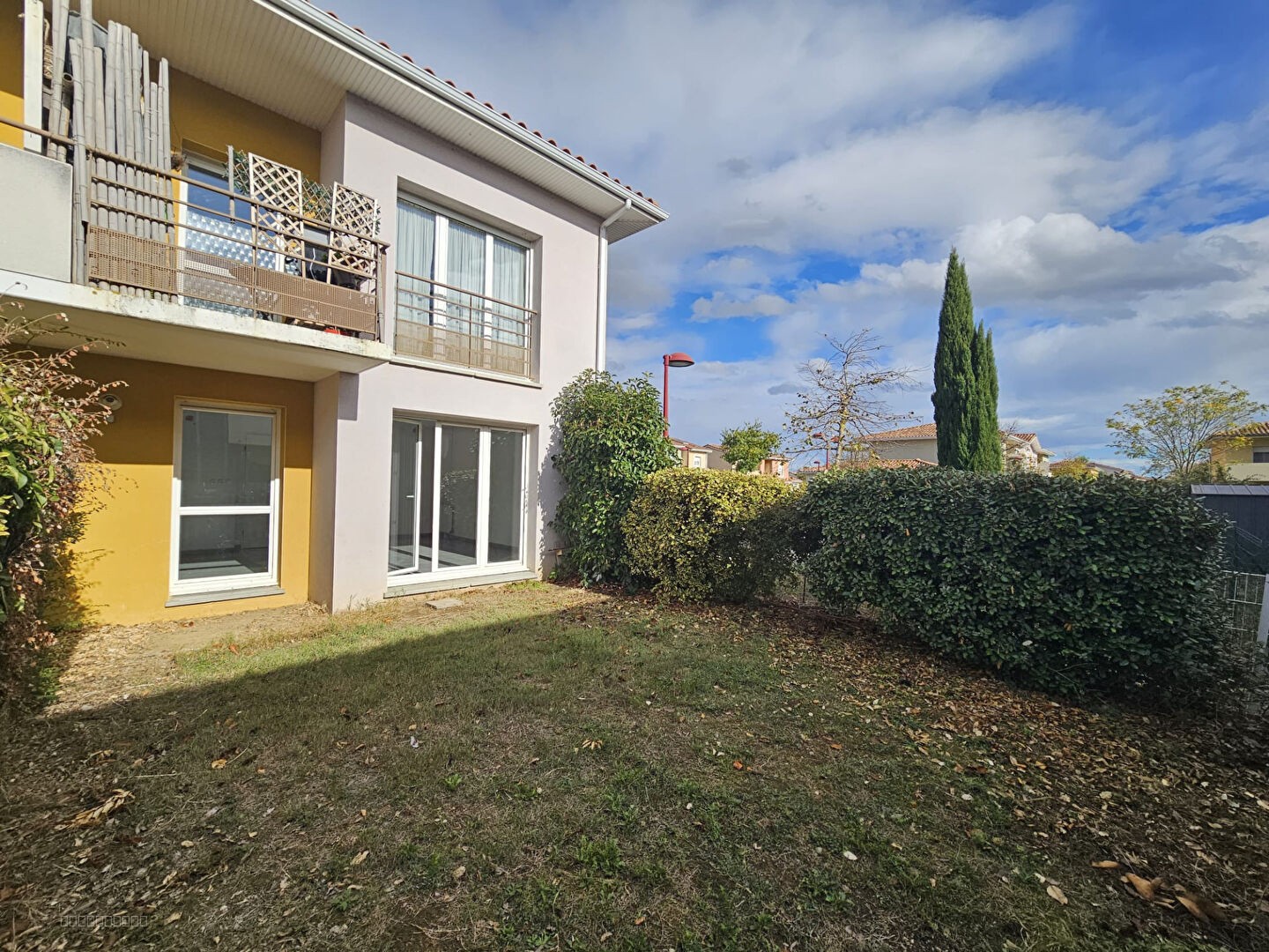 T2 45m2 avec un jardin de 44m2 avec deux pkg et cave à Frouzins — photo 6