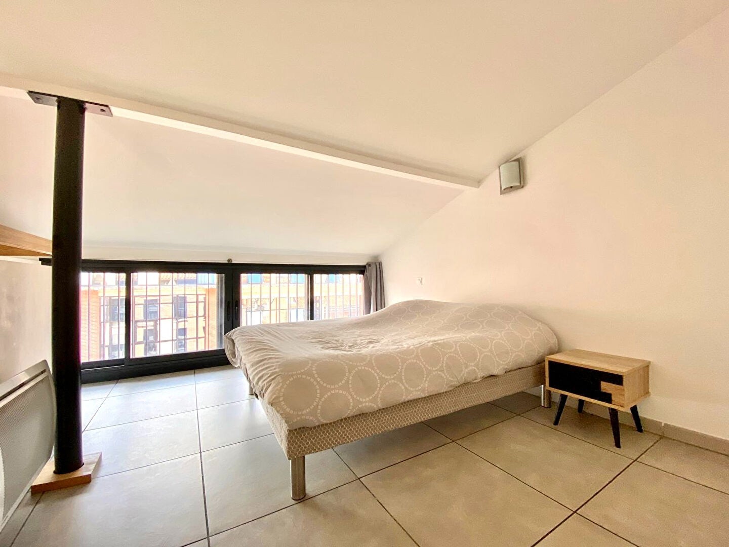 T2 en duplex en dernier étage à Jeanne d'Arc dans un immeuble de 2015 ! — photo 4