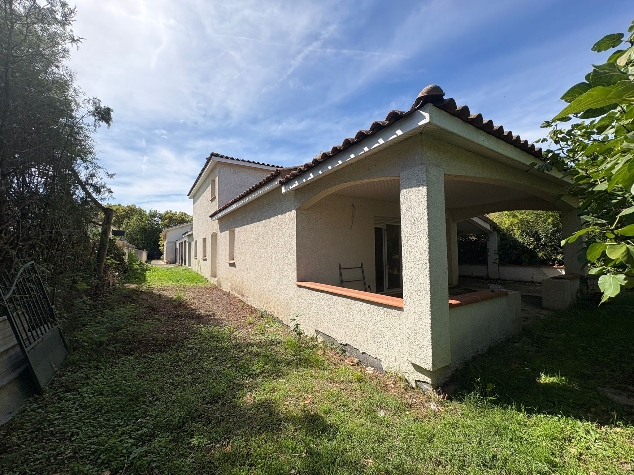 Ensemble immobilier de 310m2 sur 1600m2 de terrain  à Aucamville — photo 2