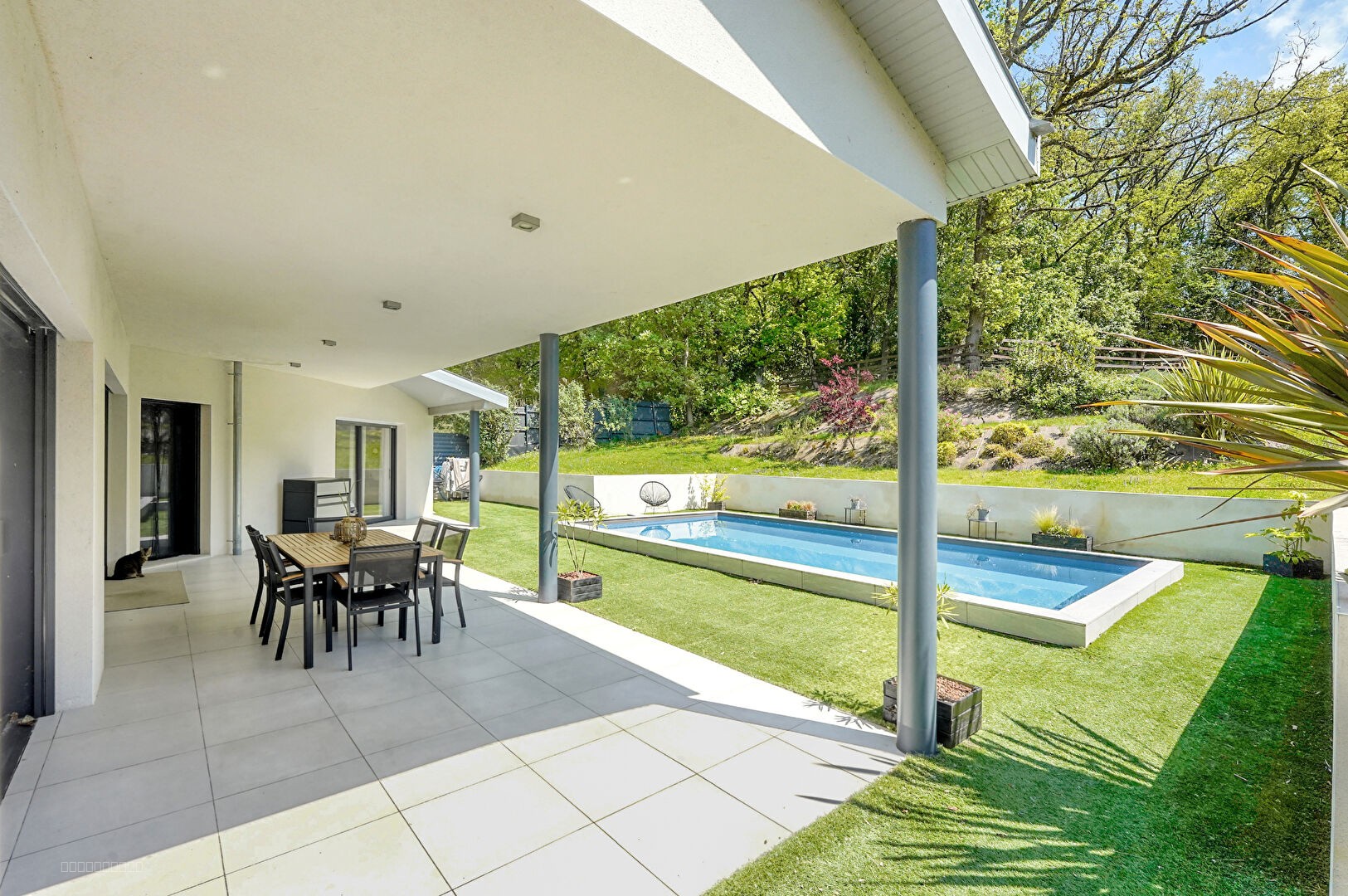 Élégance et Sérénité à La Salvetat-Saint-Gilles : Villa avec Piscine - Double garage sur 4400 m2 de Terrain — photo 12