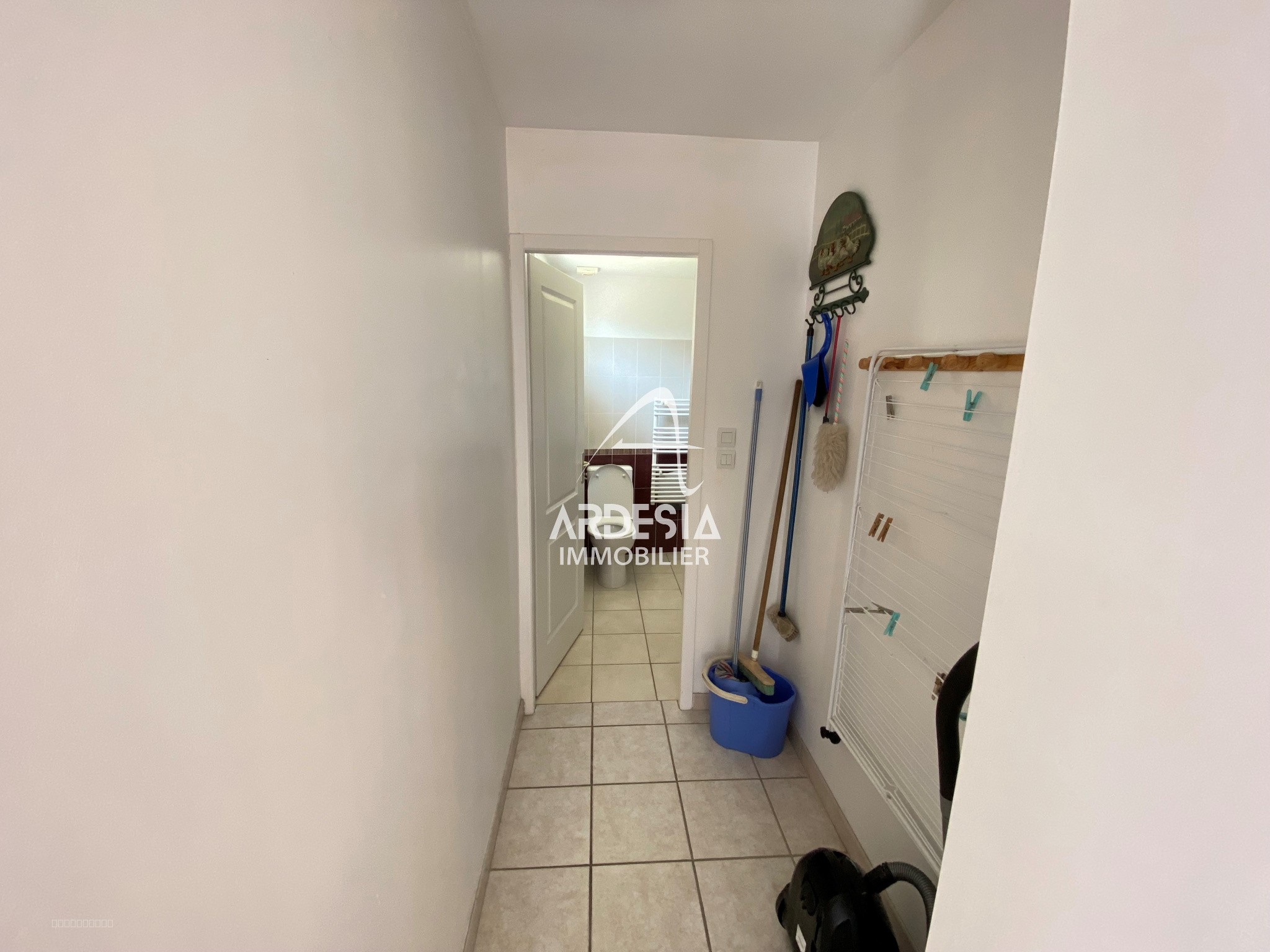Maison avec 3 appartements indépendants — photo 12