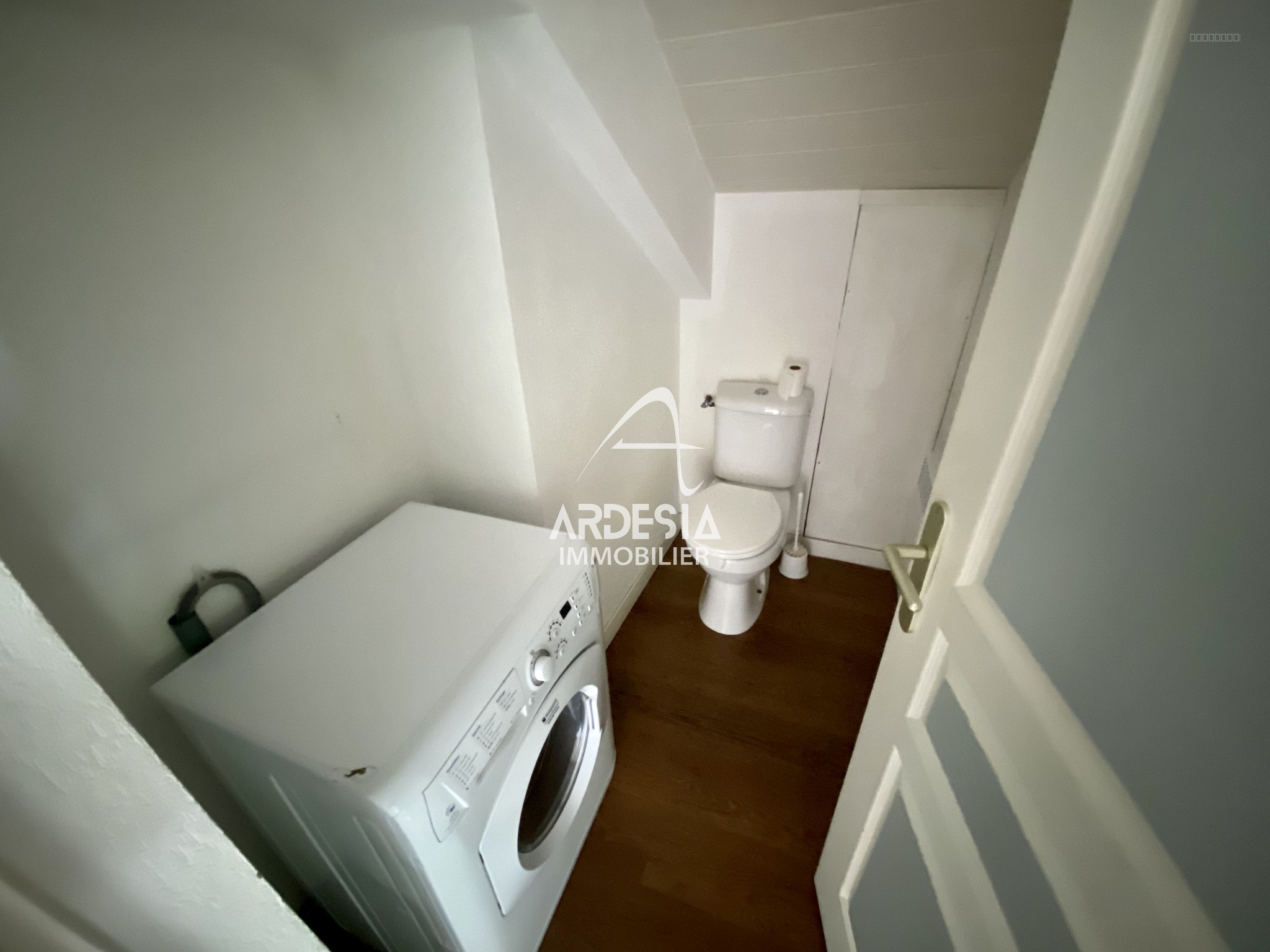 À Vendre : Charmant T2 avec Jardin à Saint-Julien-Mont-Denis — photo 7
