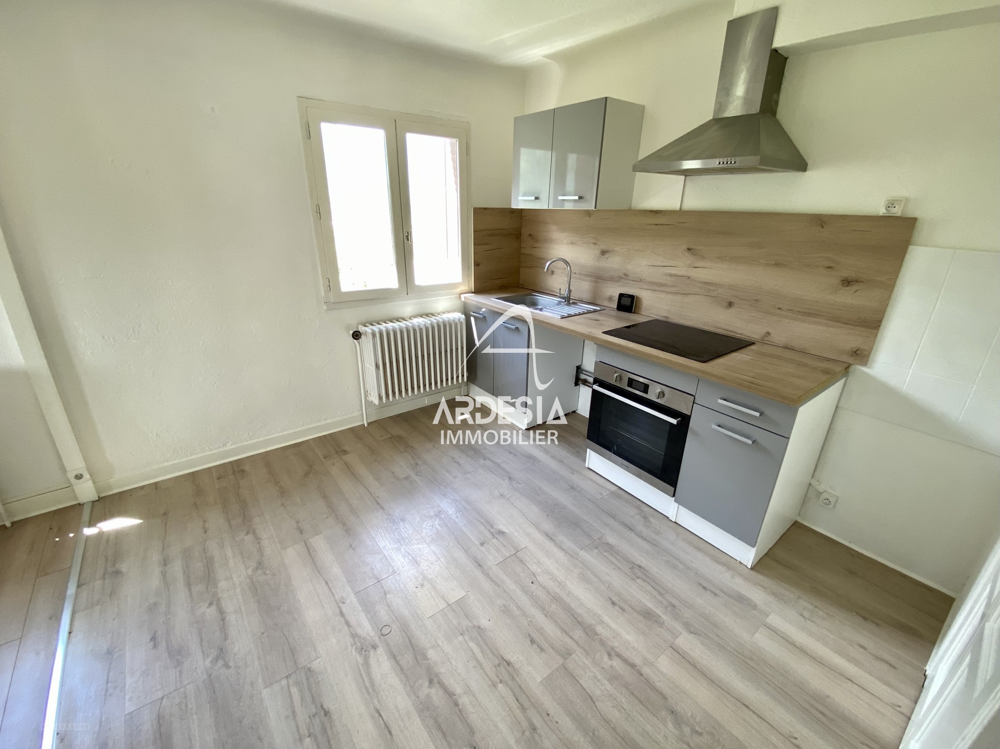 À Vendre : Appartement T3 avec Jardin, Garage à Saint-Julien-Mont-Denis — photo 14