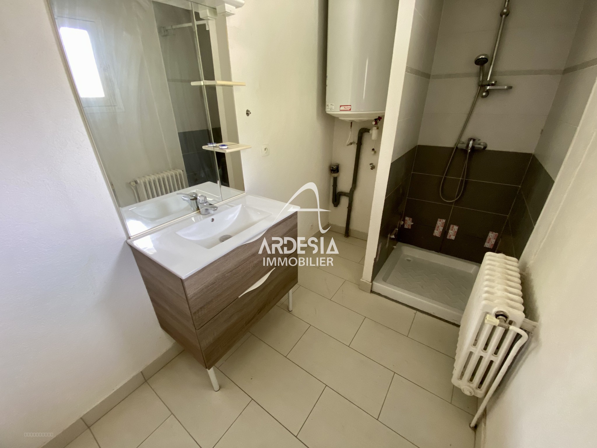 À Vendre : Appartement T3 avec Jardin, Garage à Saint-Julien-Mont-Denis — photo 16