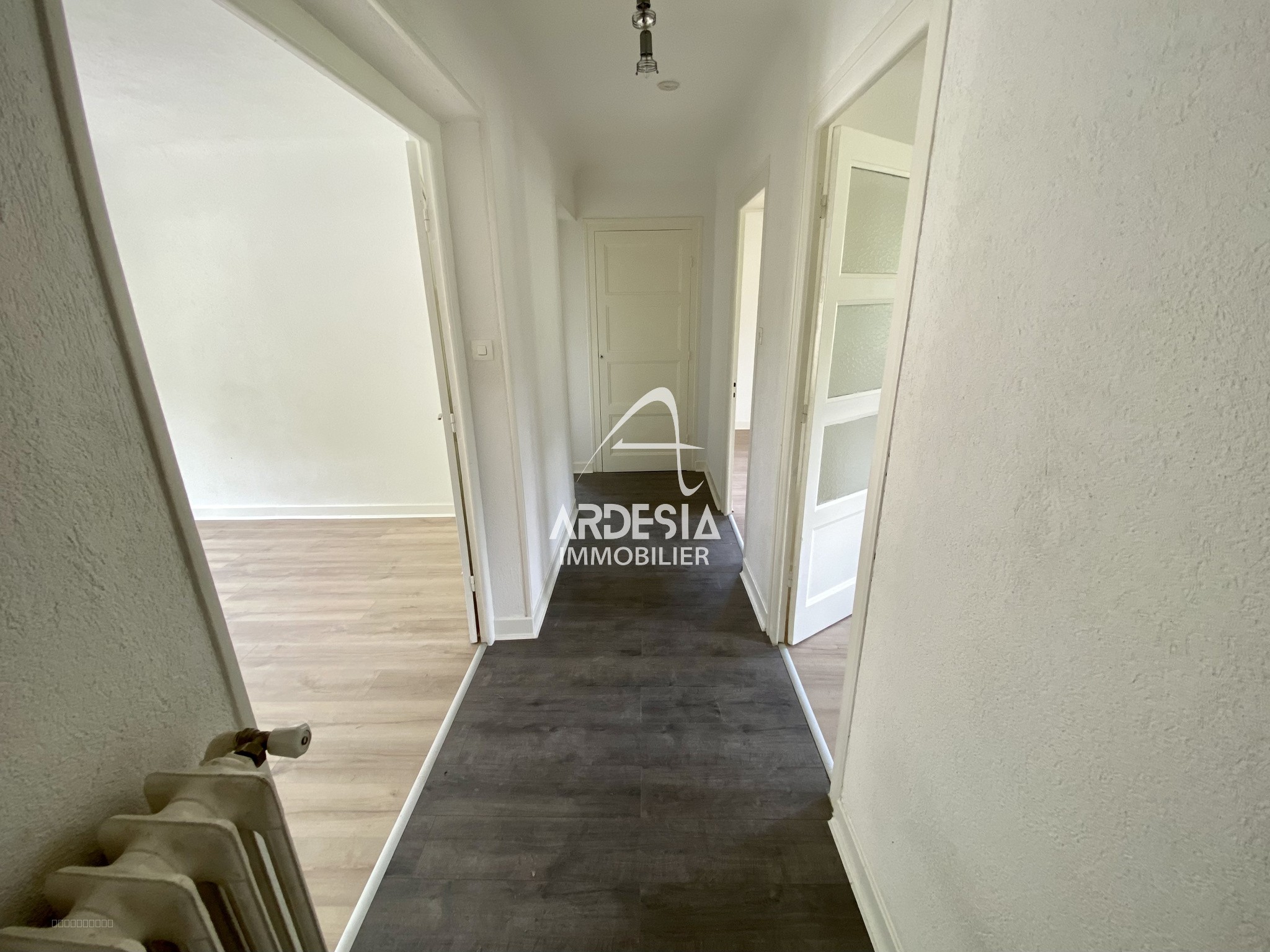 À Vendre : Appartement T3 avec Jardin, Garage à Saint-Julien-Mont-Denis — photo 6
