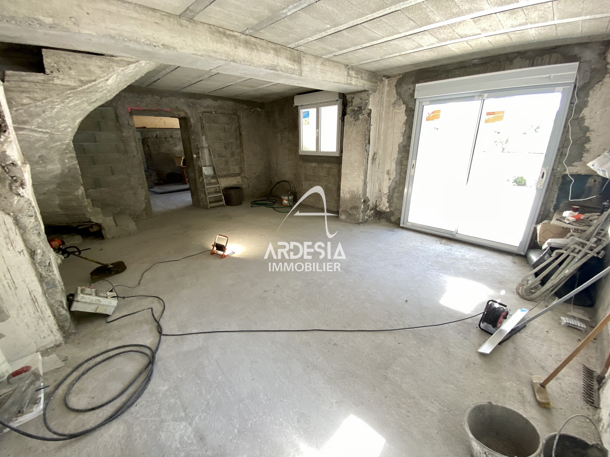 À vendre   Maison en cours de rénovation à Saint-Jean-de-Maurienne — photo 3