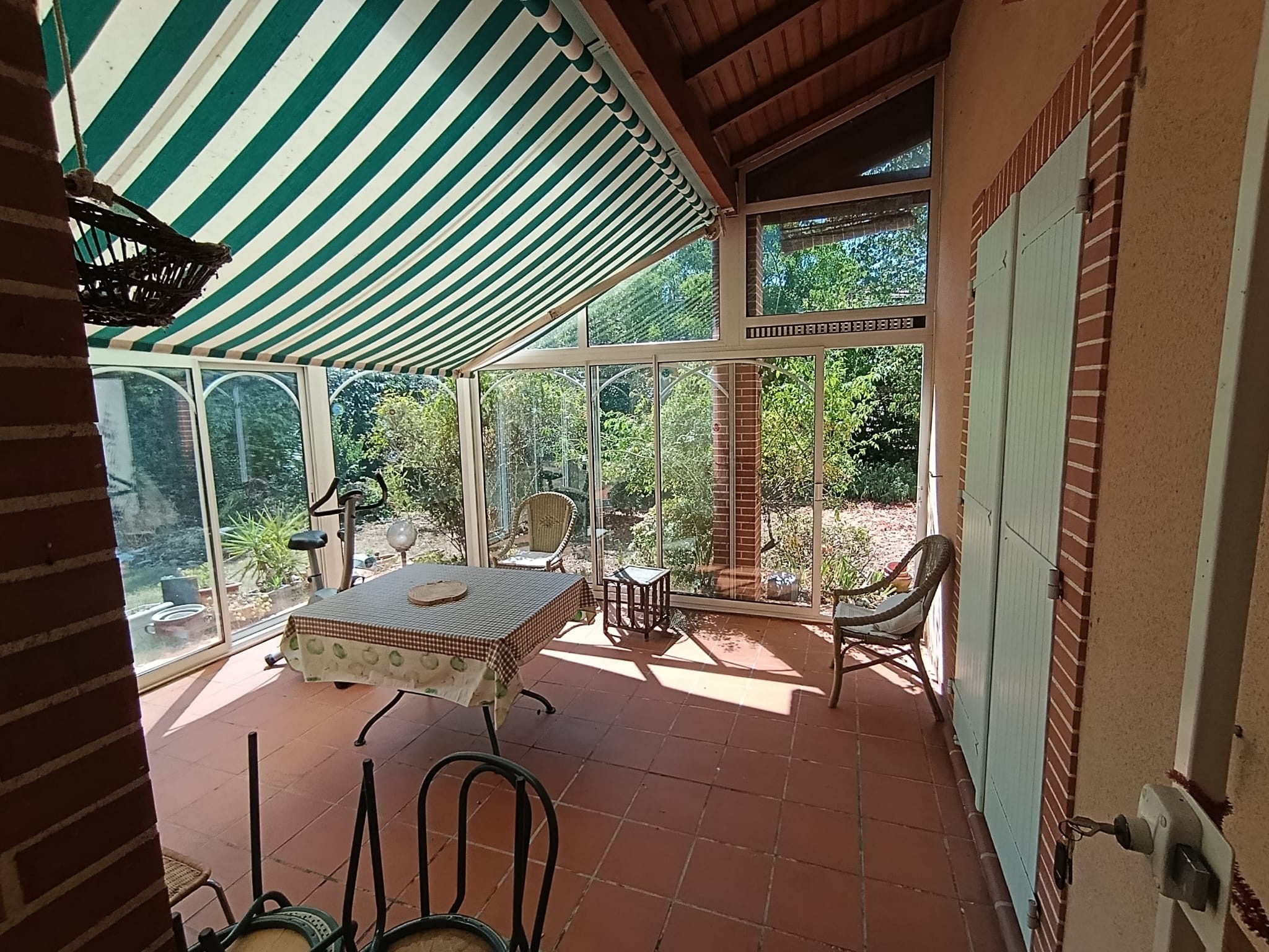 Maison familiale T7  220 m2  avec dépendance -  Jardin vue Garonne — photo 4