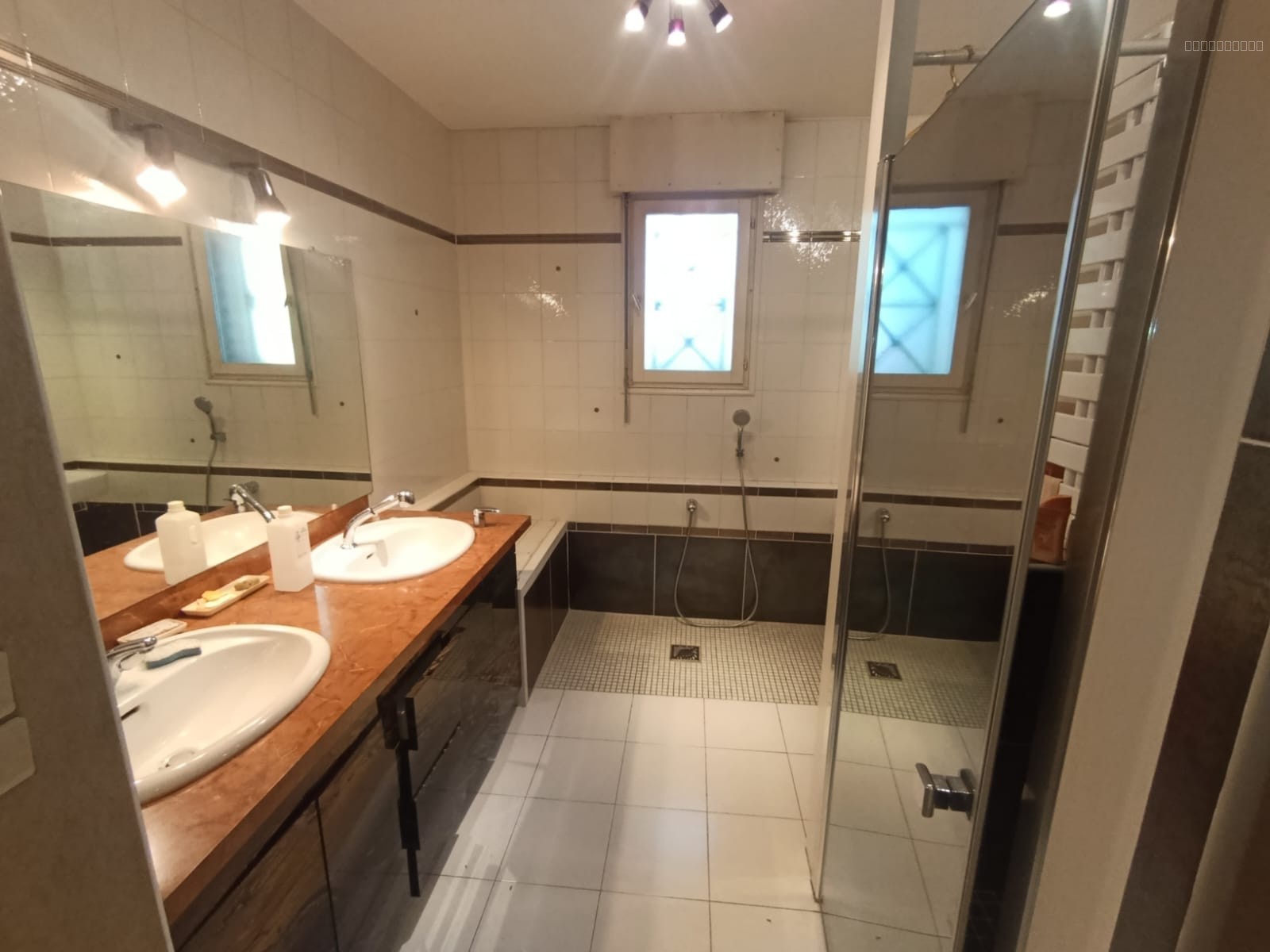Maison familiale T7  220 m2  avec dépendance -  Jardin vue Garonne — photo 11