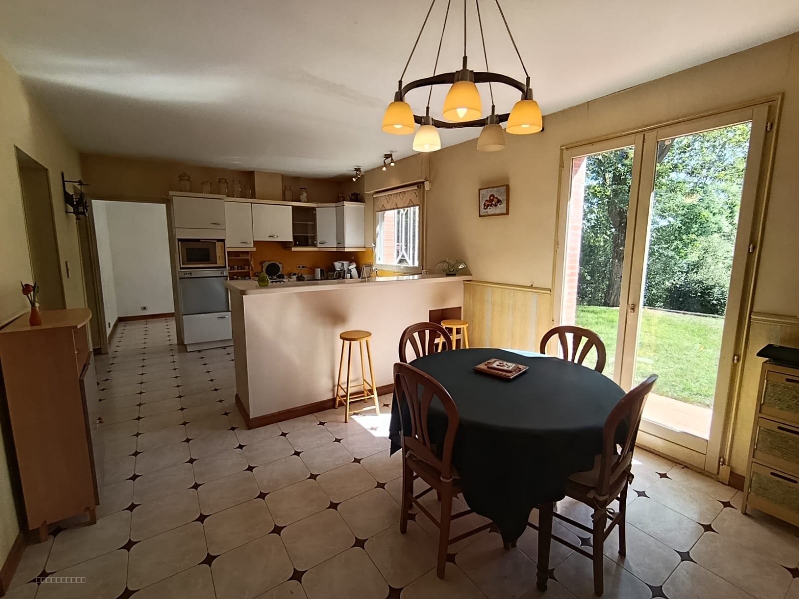 Maison familiale T7  220 m2  avec dépendance -  Jardin vue Garonne — photo 8